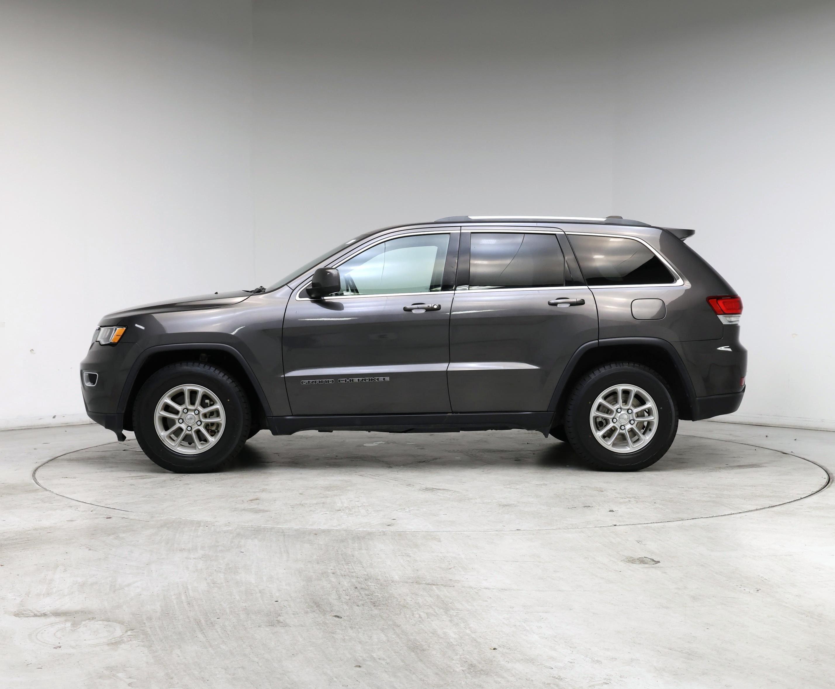 Thumbnail: 2020 Jeep Grand Cherokee - 3
