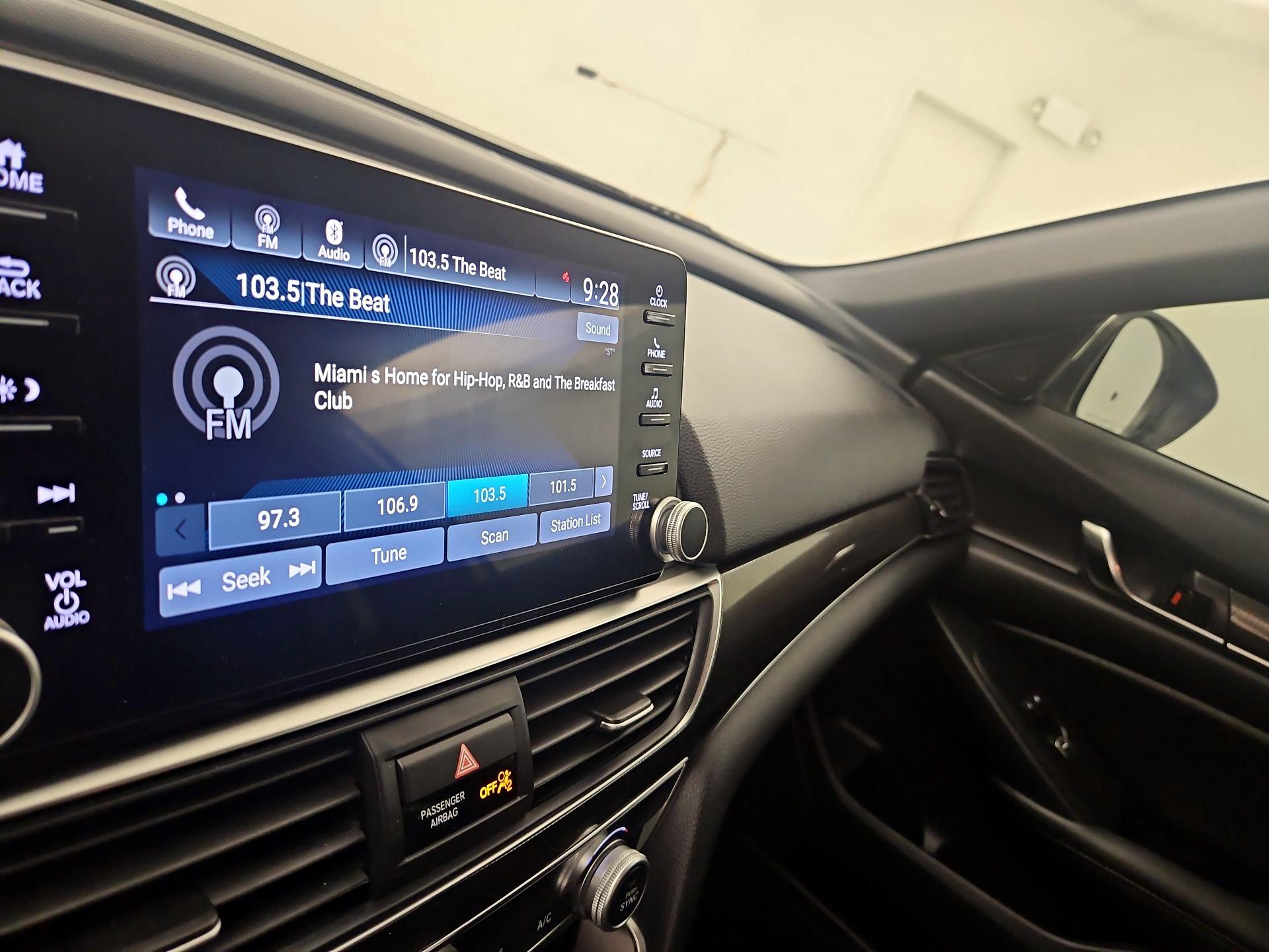 Thumbnail: 2019 Honda Accord - 13