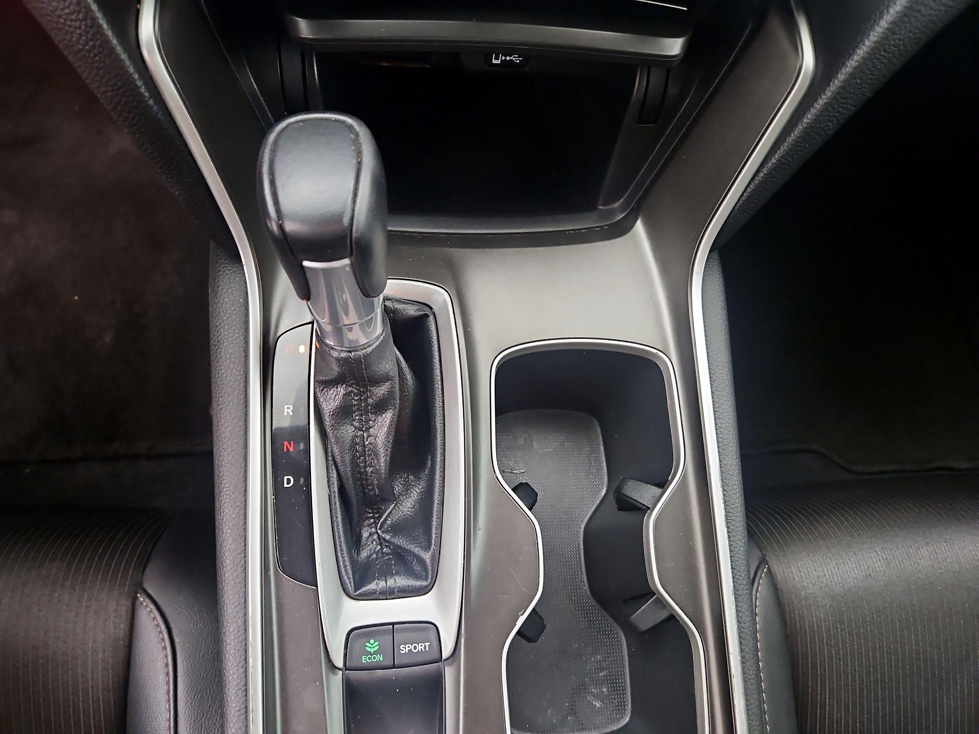 Thumbnail: 2019 Honda Accord - 15