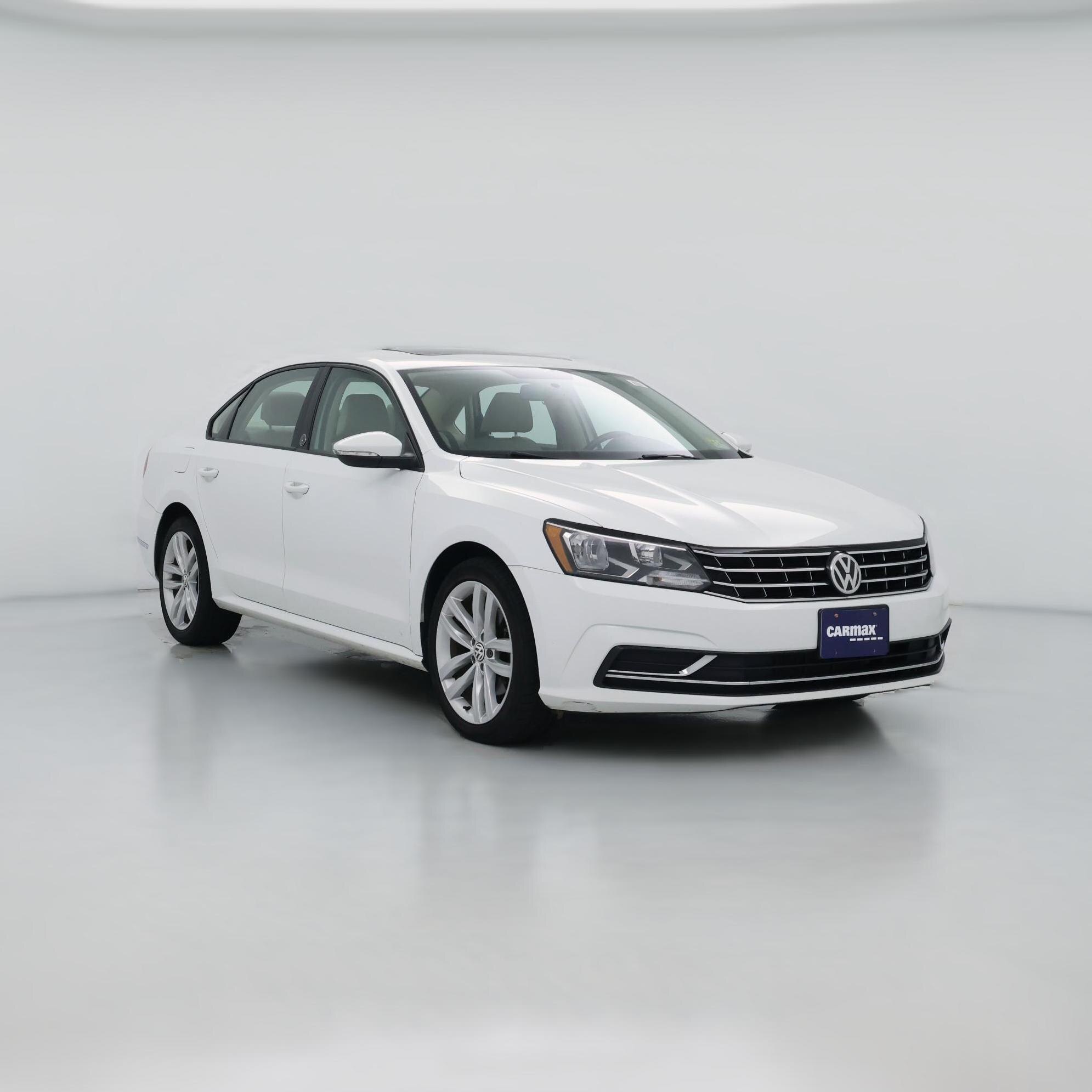 Thumbnail: 2019 Volkswagen Passat - 1