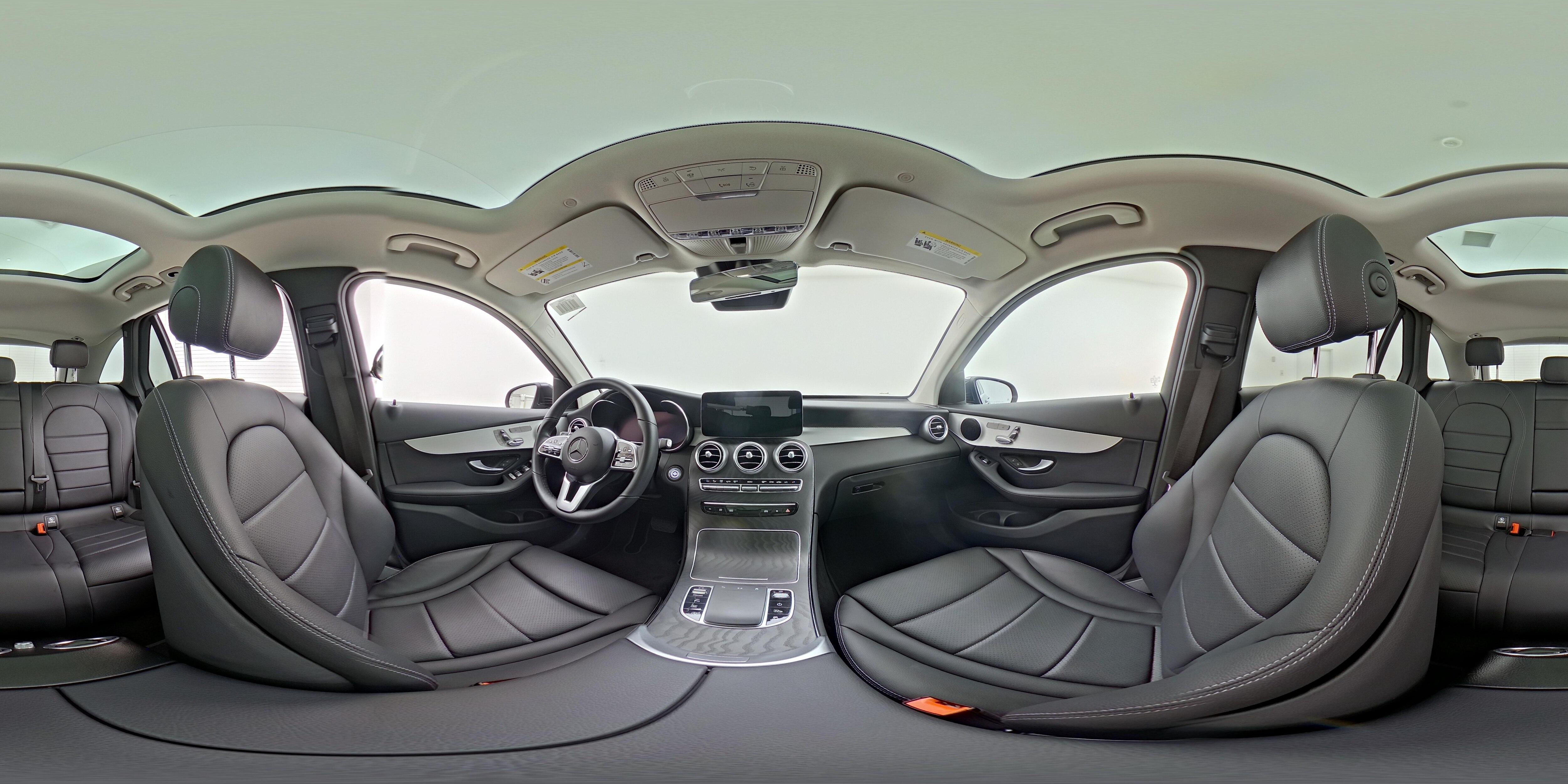 2022 Mercedes-Benz GLC GLC300 - Photo 24