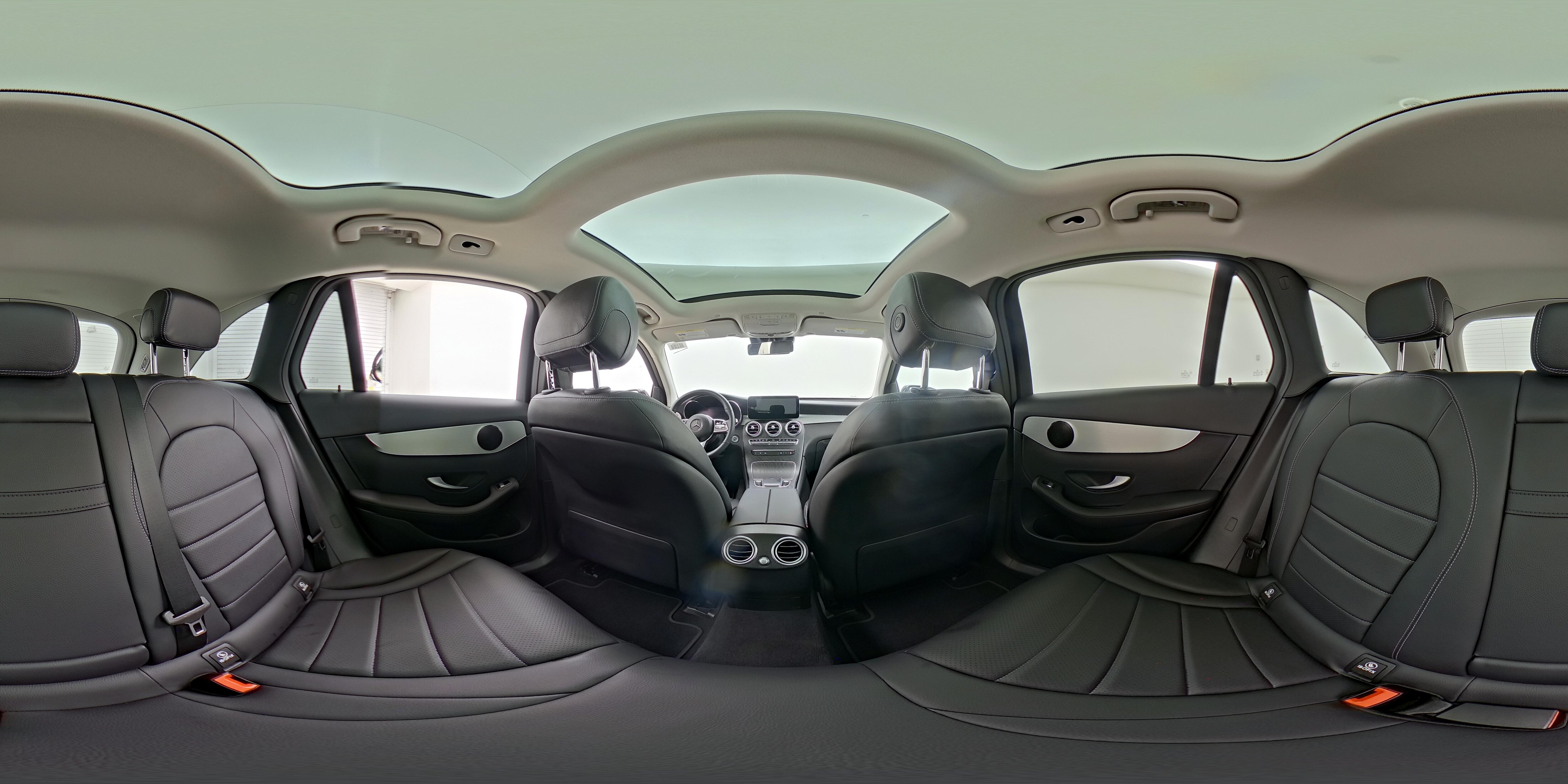 2022 Mercedes-Benz GLC GLC300 - Photo 25