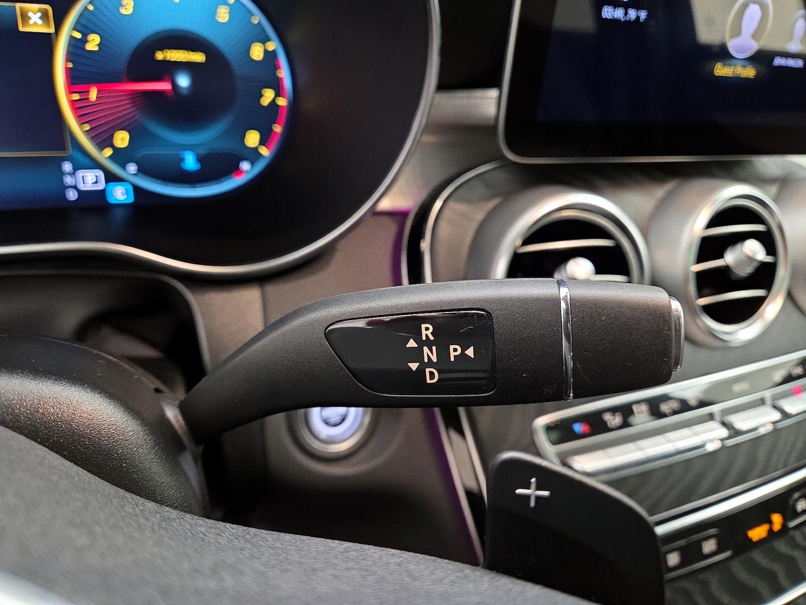 2022 Mercedes-Benz GLC GLC300 - Photo 18