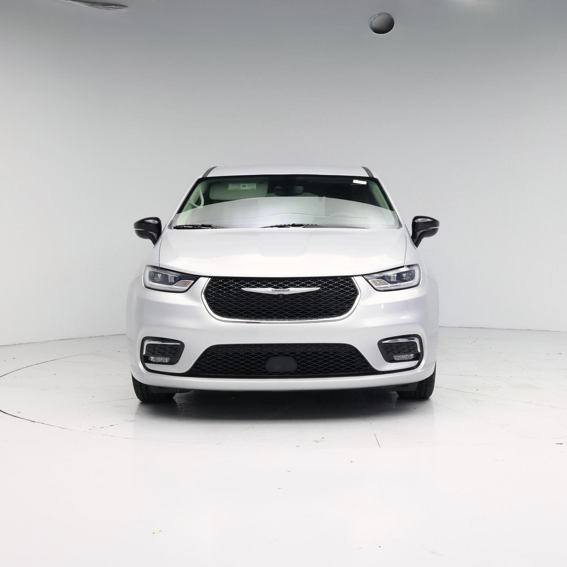Thumbnail: 2024 Chrysler Pacifica - 5