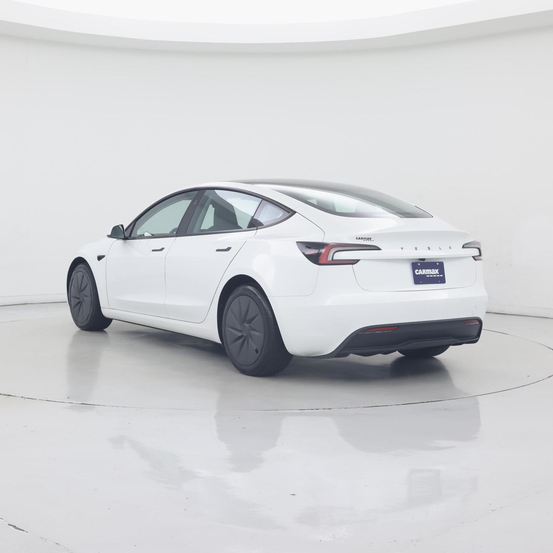 Thumbnail: 2026 Tesla Model 3 - 2