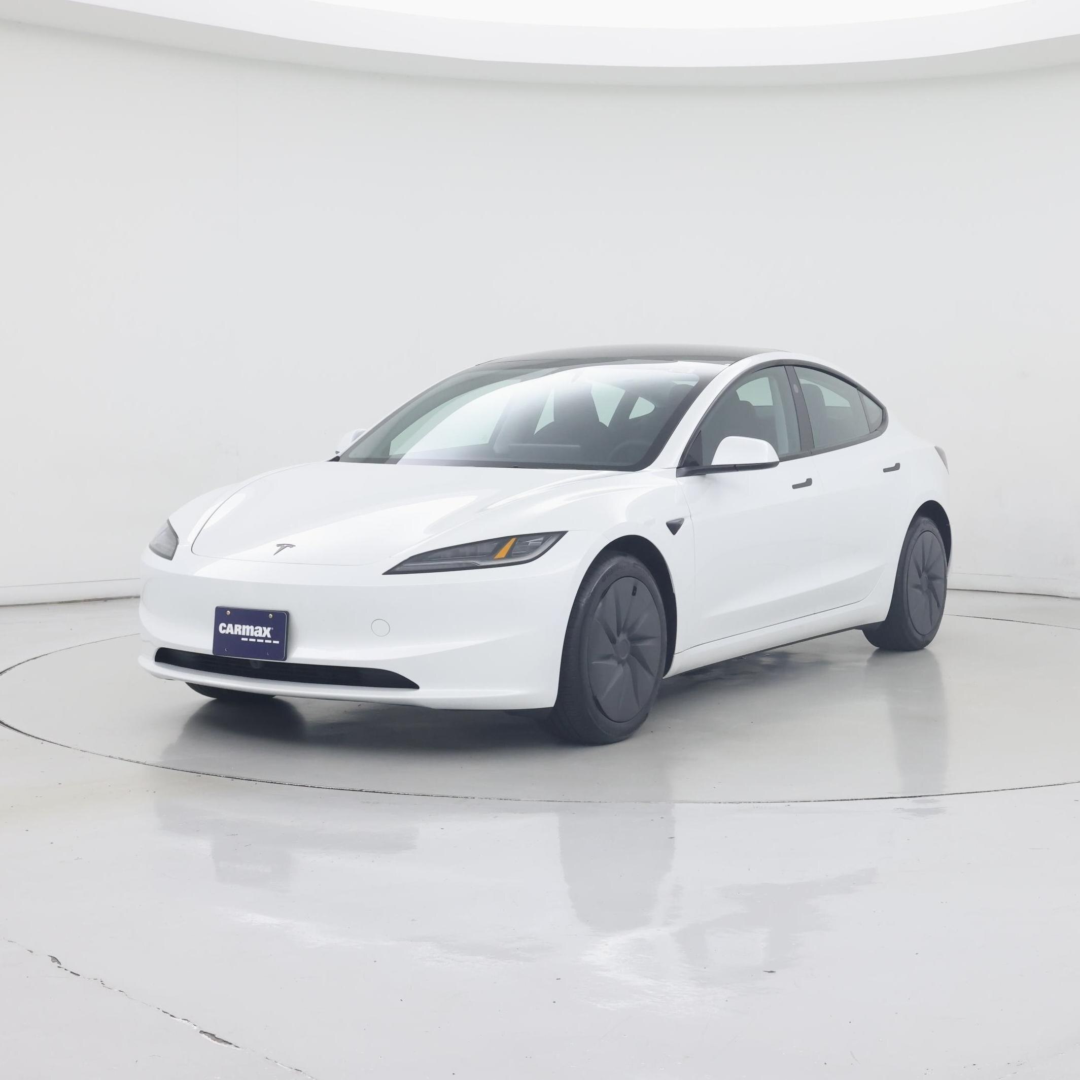 Thumbnail: 2026 Tesla Model 3 - 4