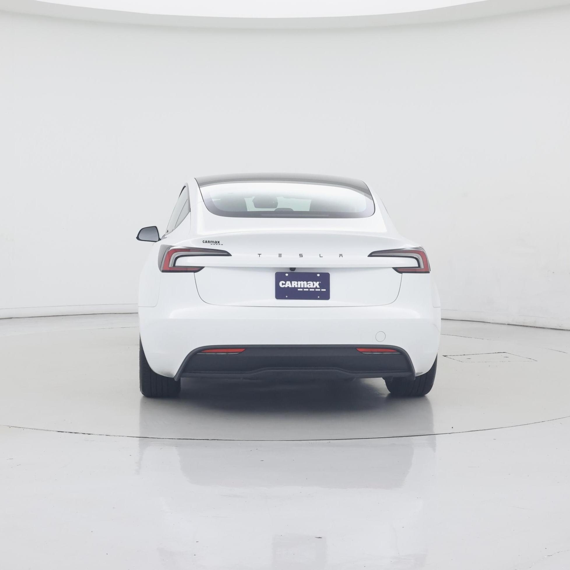 Thumbnail: 2026 Tesla Model 3 - 6