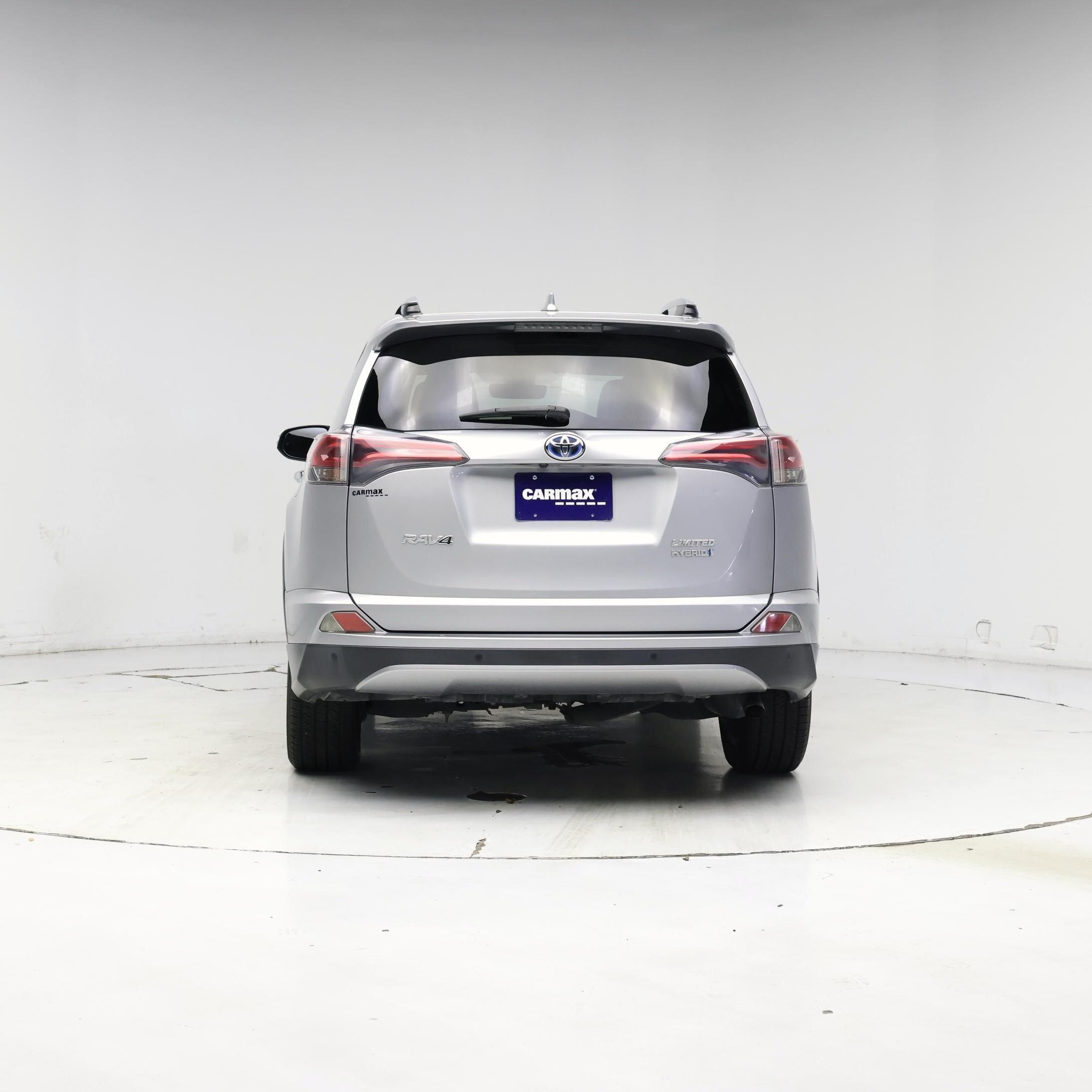 Thumbnail: 2017 Toyota RAV4 - 6