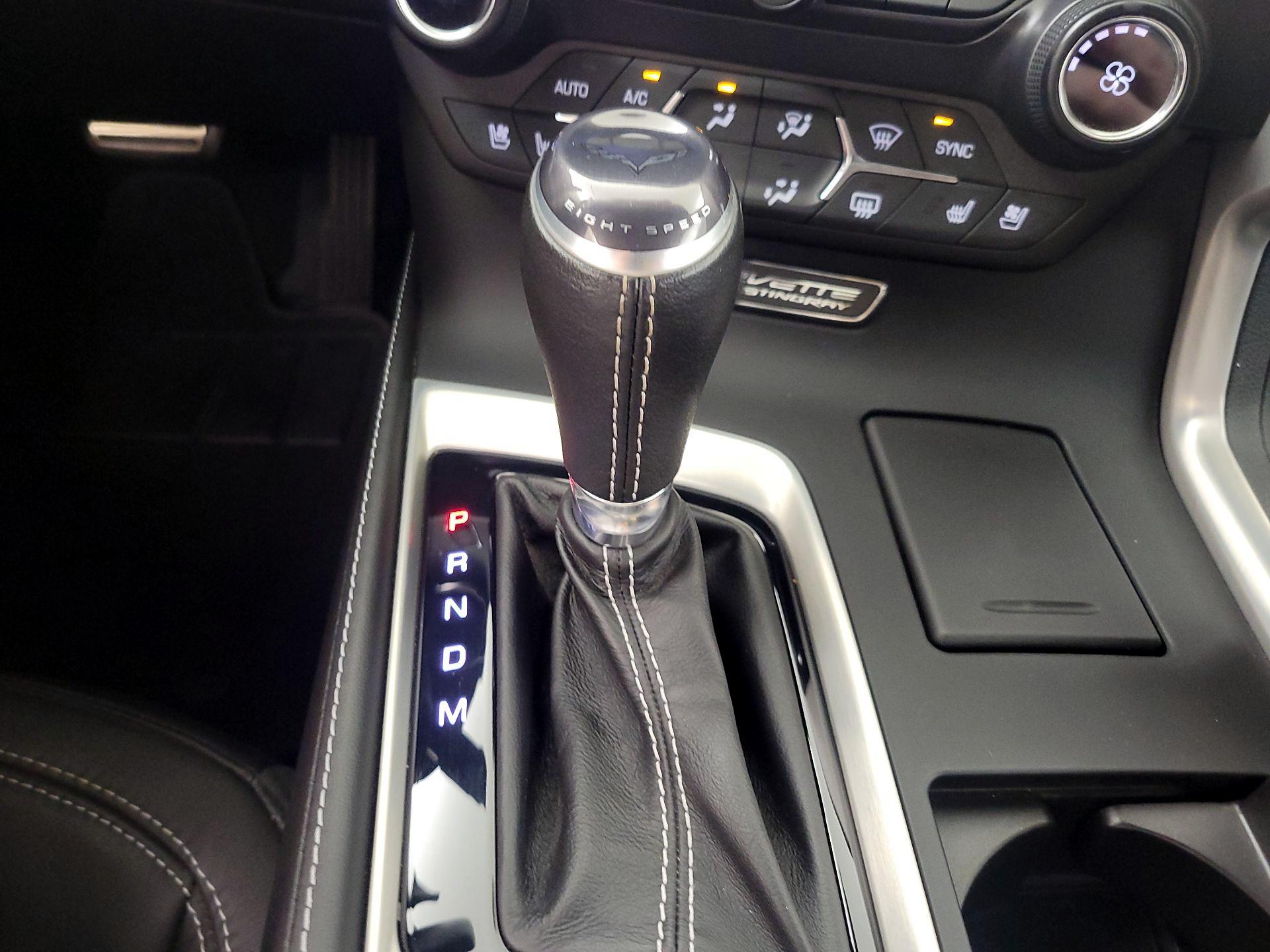 Thumbnail: 2015 Chevrolet Corvette - 15