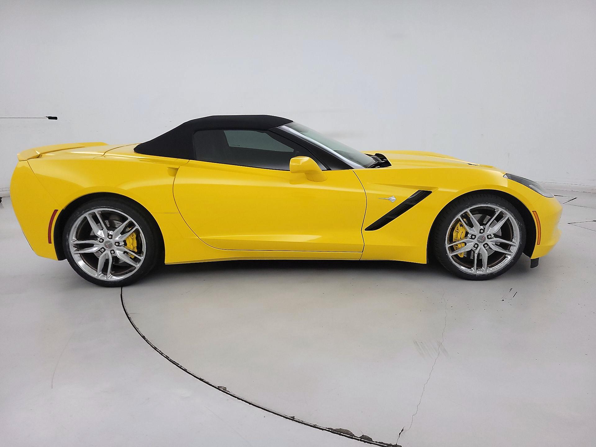 Thumbnail: 2015 Chevrolet Corvette - 4