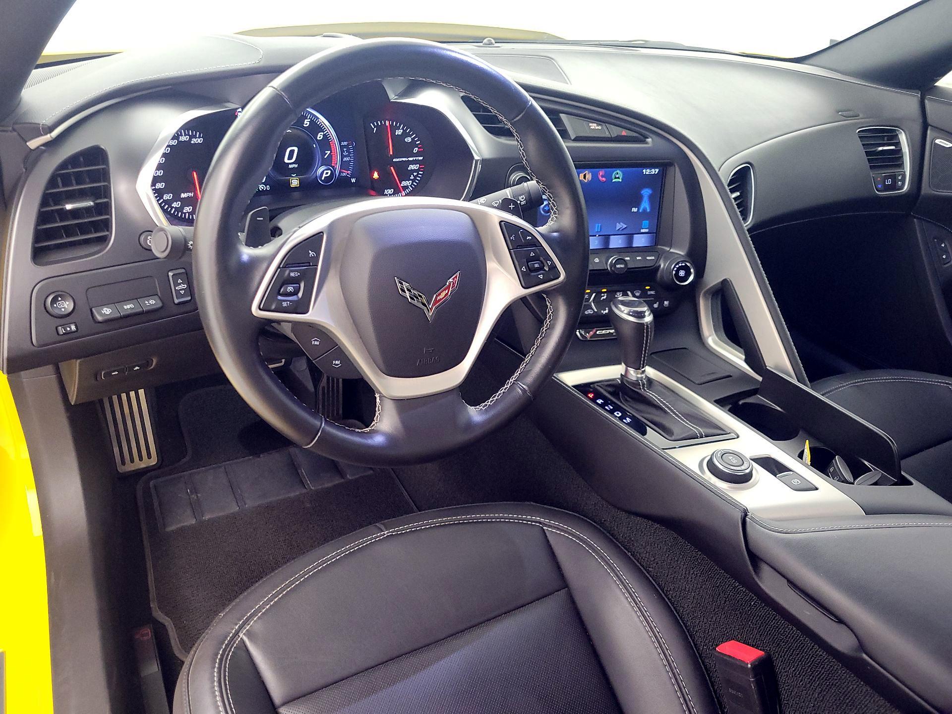 Thumbnail: 2015 Chevrolet Corvette - 8