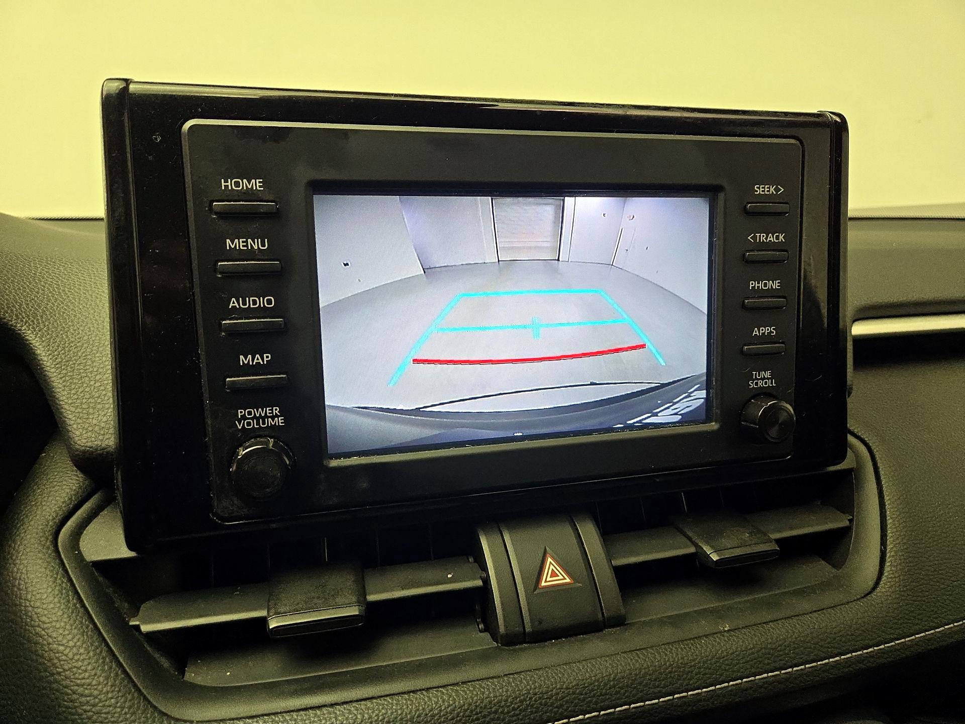 Thumbnail: 2019 Toyota RAV4 - 14