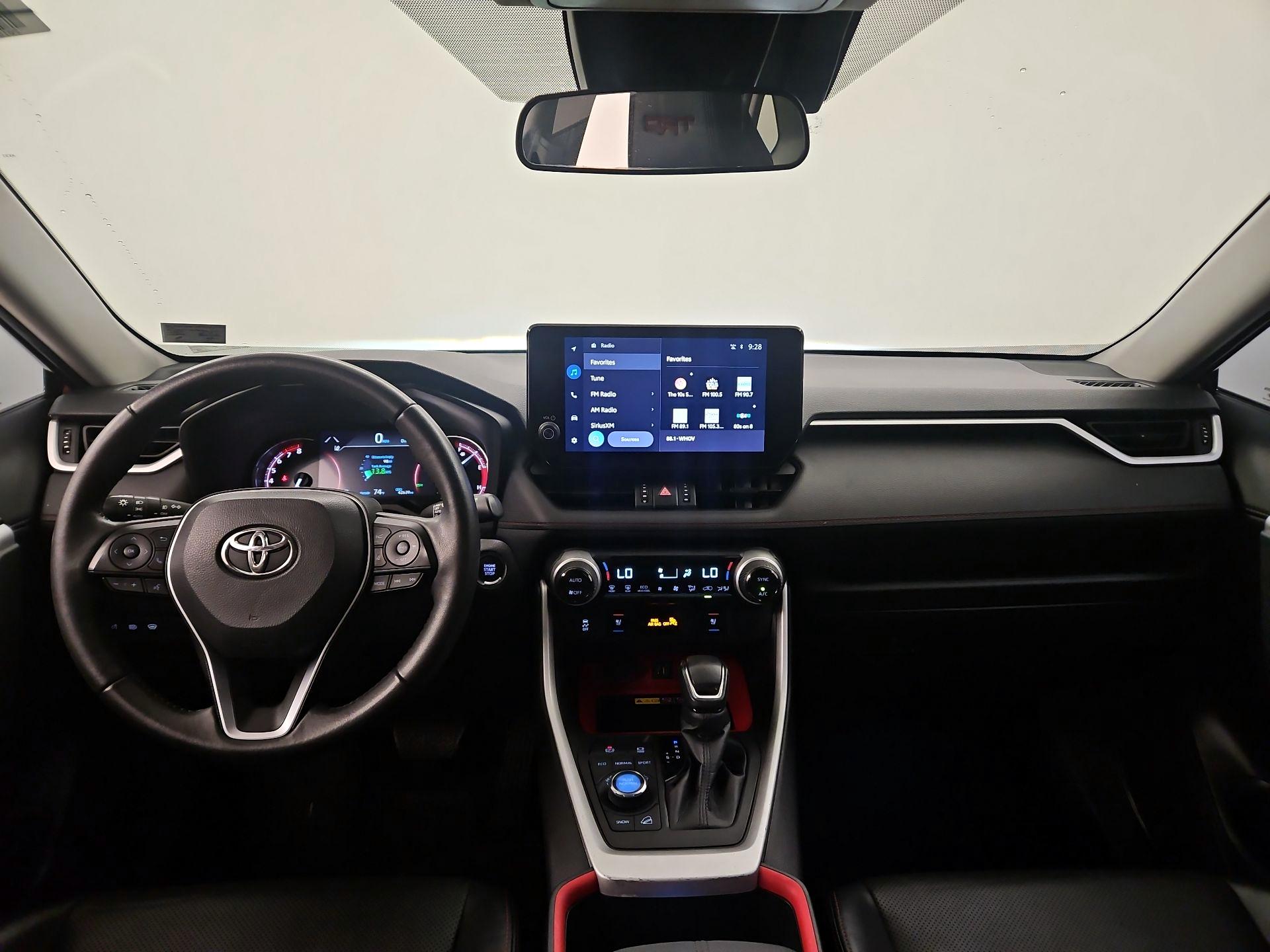 Thumbnail: 2023 Toyota RAV4 - 9