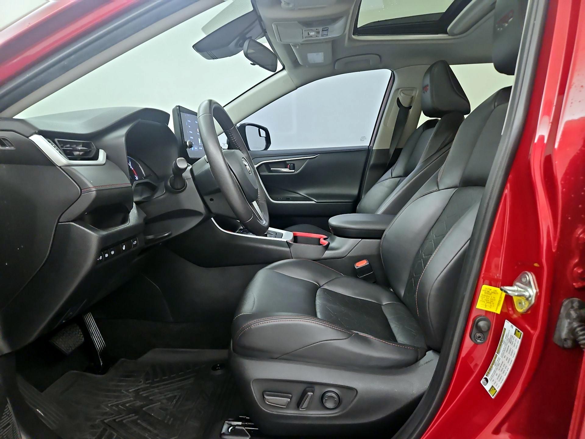 Thumbnail: 2023 Toyota RAV4 - 11