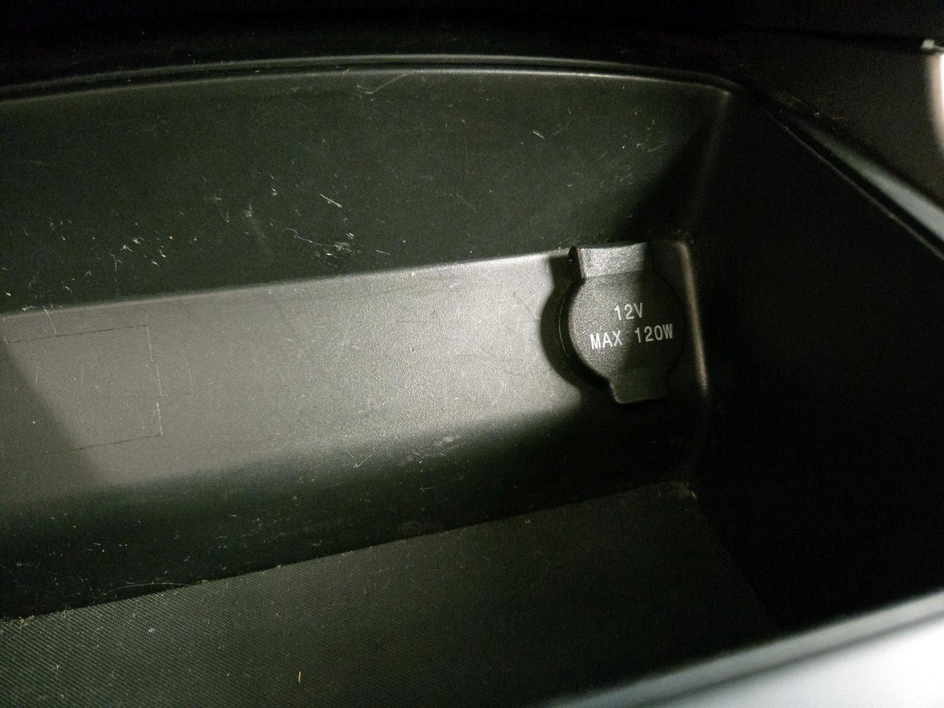 Thumbnail: 2015 Nissan Altima - 17