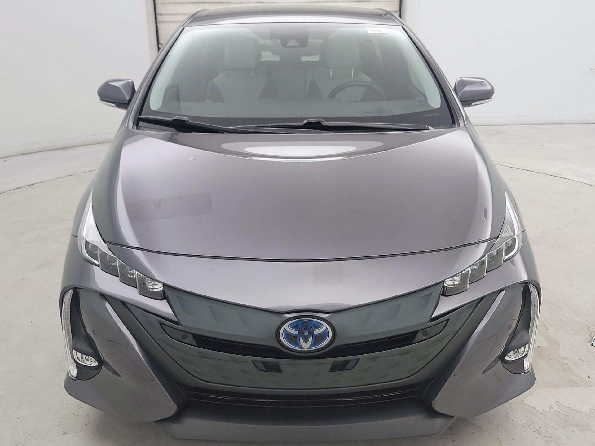 Thumbnail: 2021 Toyota Prius Prime - 2