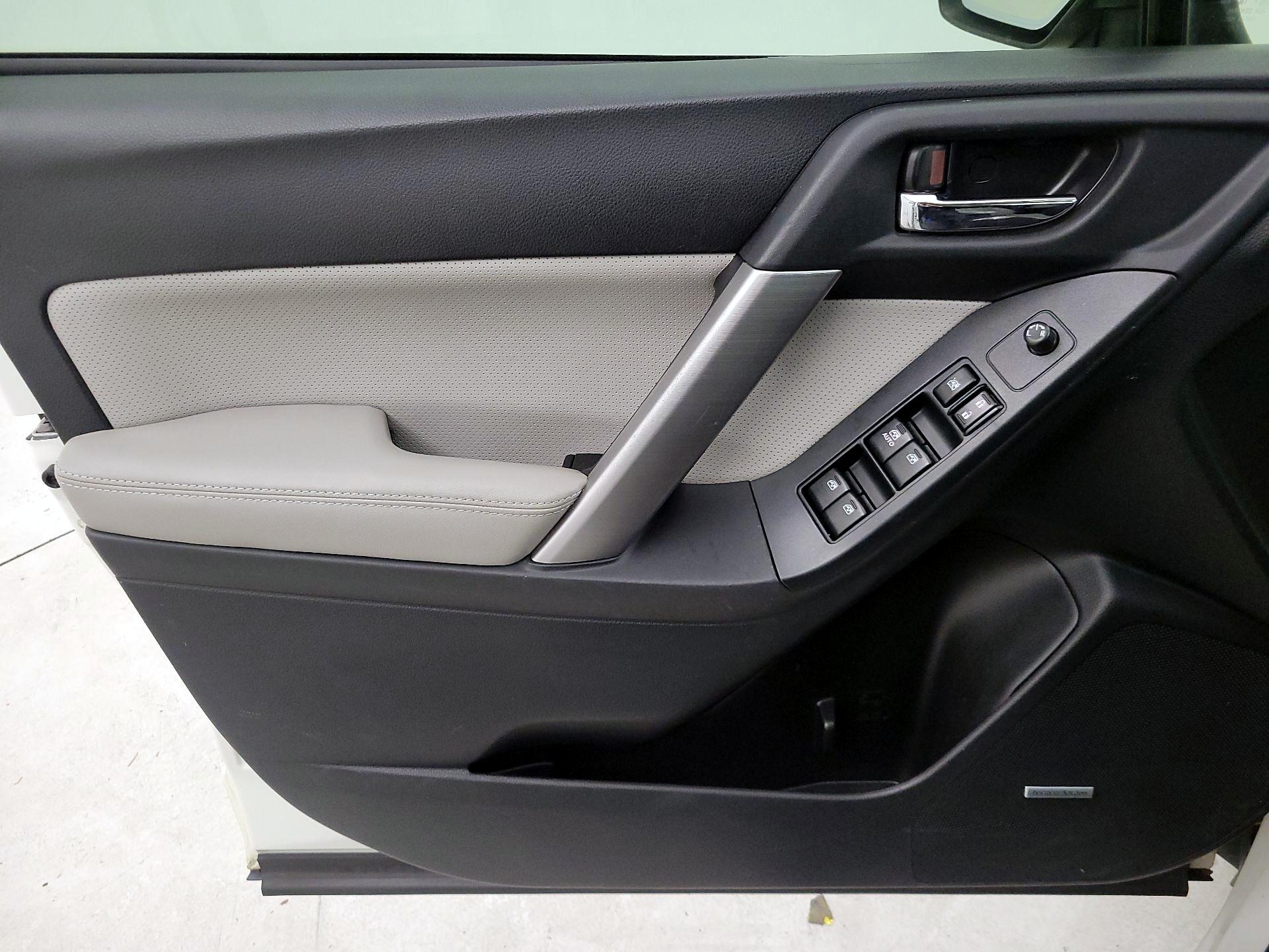 Thumbnail: 2015 Subaru Forester - 12