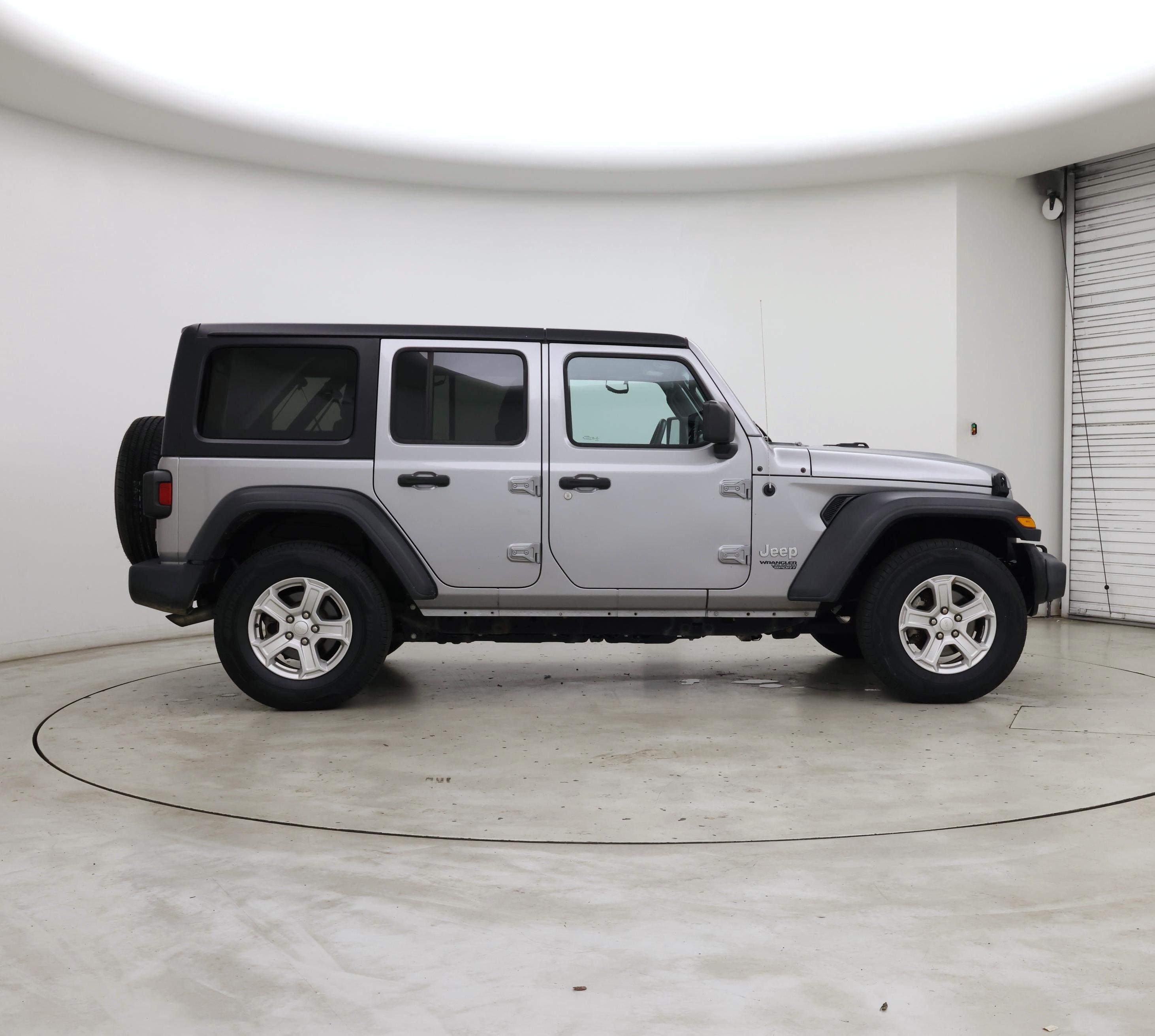 Thumbnail: 2018 Jeep Wrangler - 7