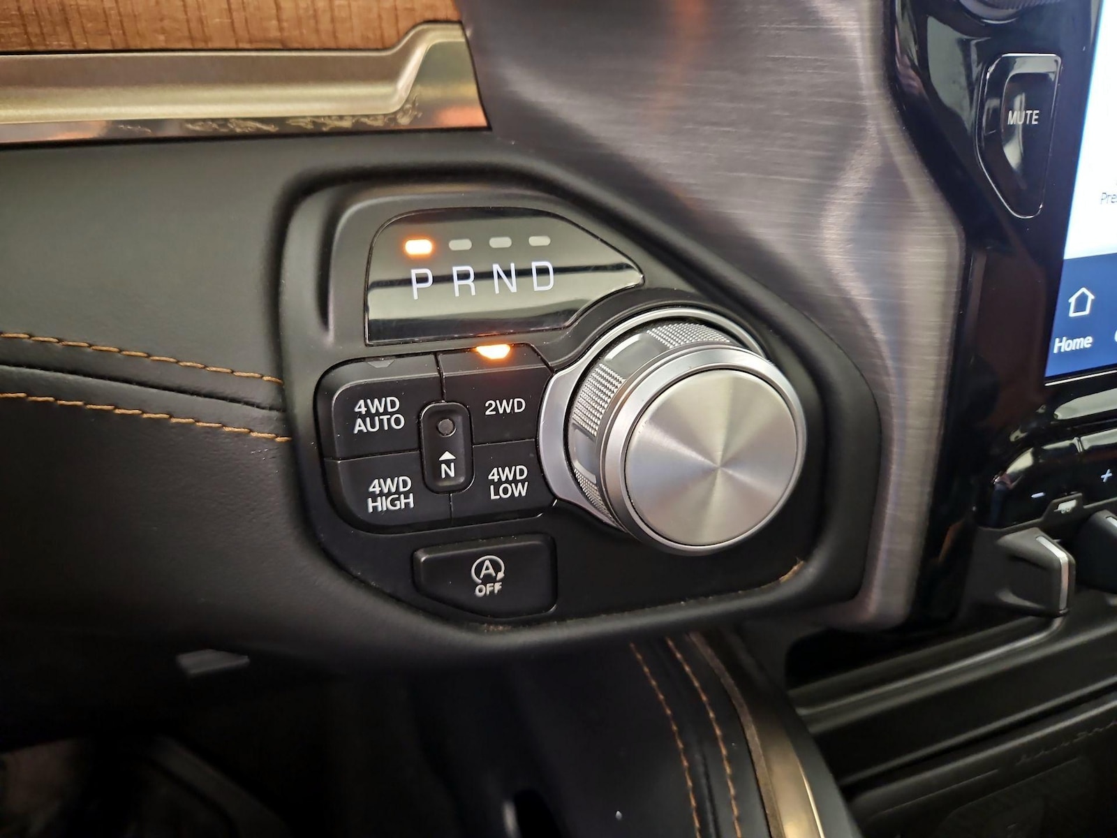 2023 RAM Ram 1500 Pickup Longhorn - Photo 19