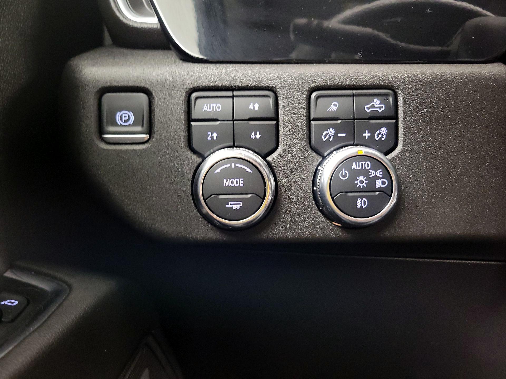 Thumbnail: 2024 GMC Sierra 1500 - 13