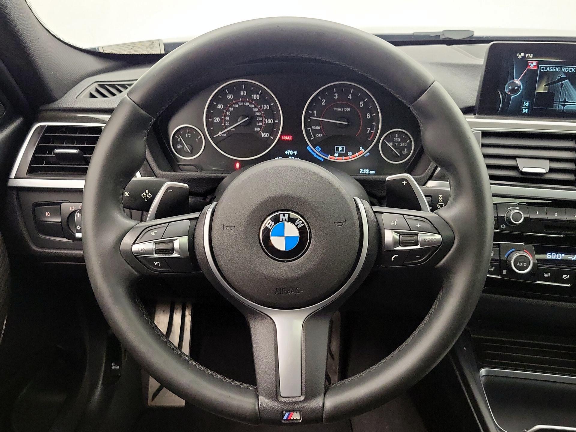Thumbnail: 2016 BMW 3 Series - 10