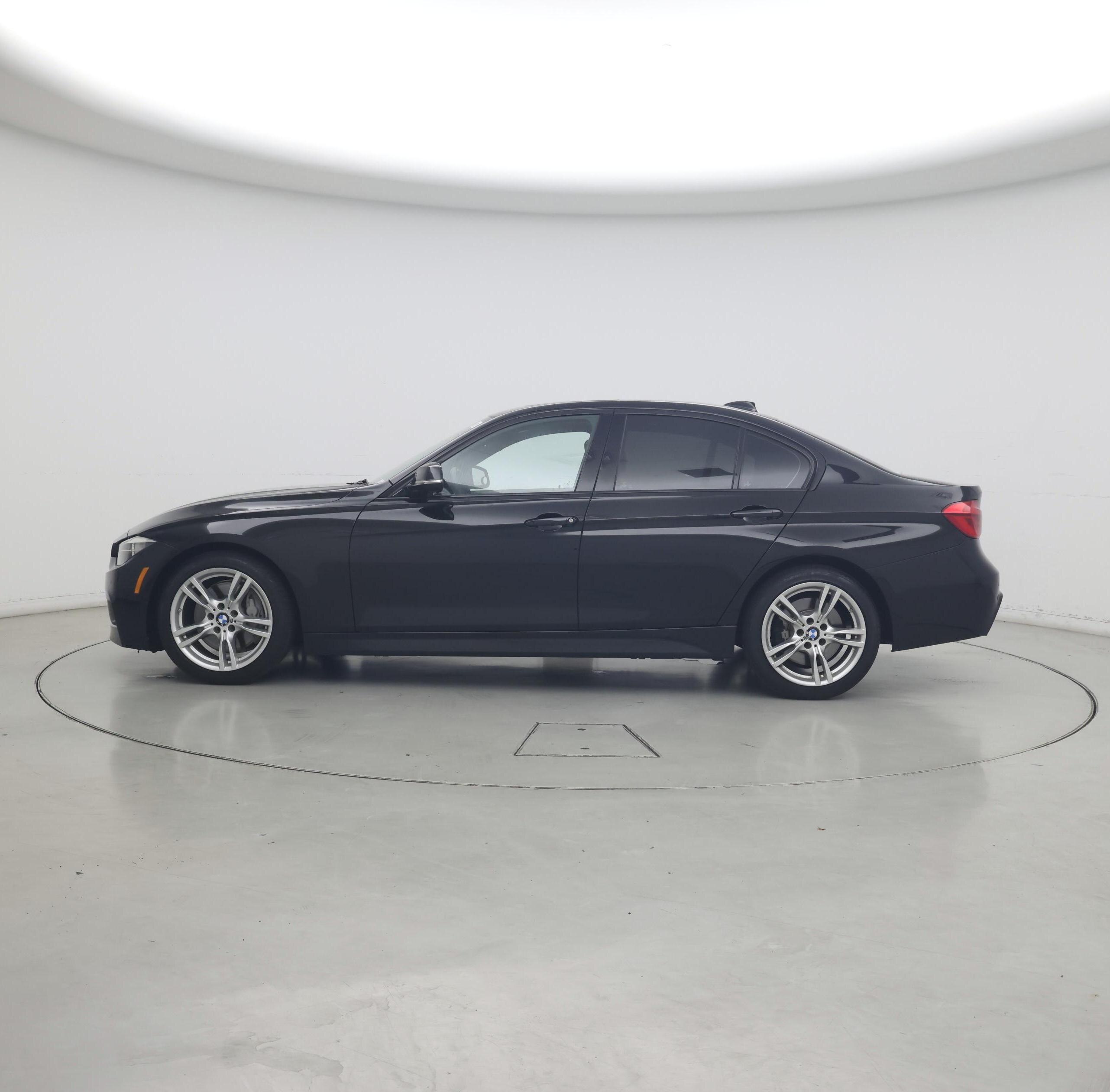 Thumbnail: 2016 BMW 3 Series - 3