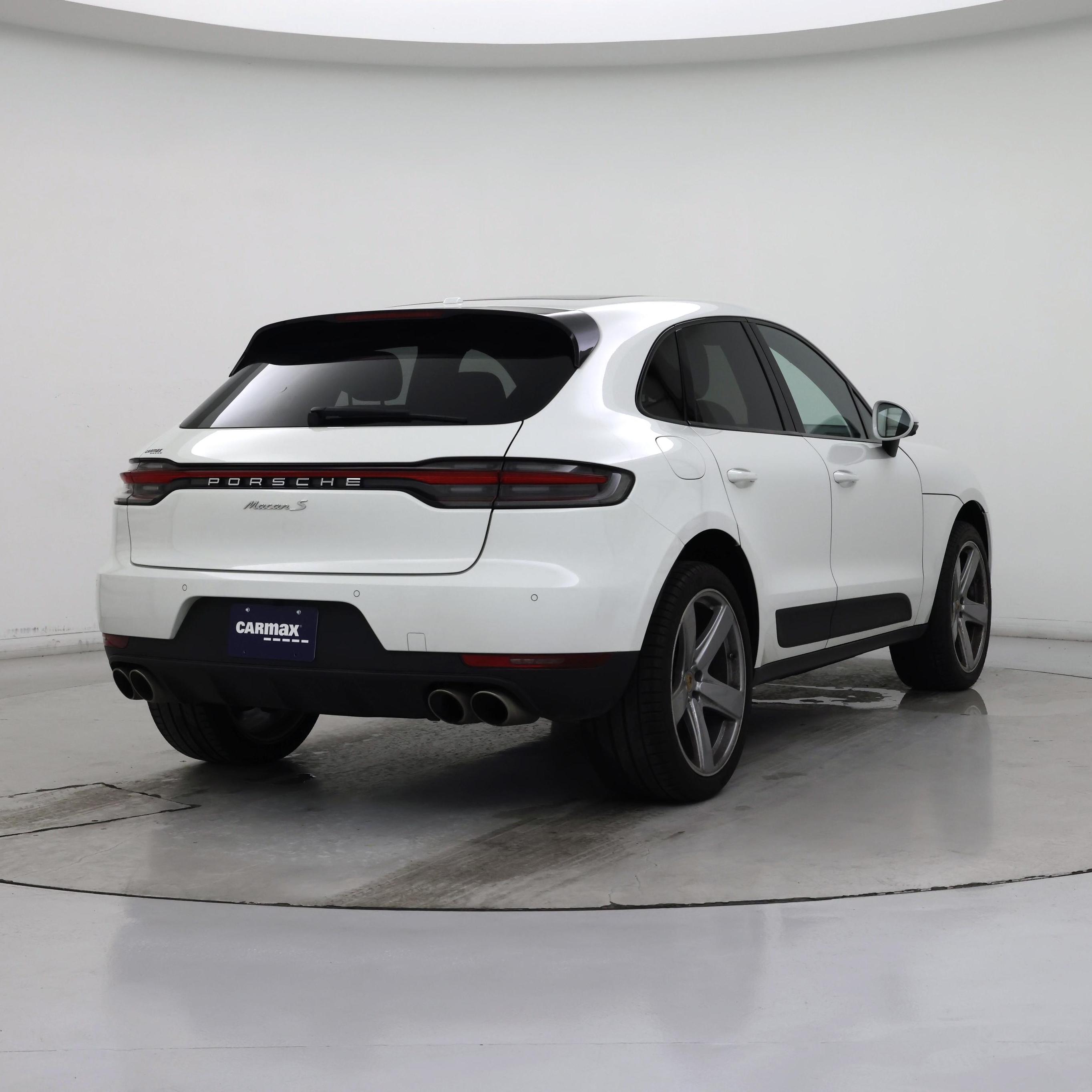 Thumbnail: 2021 Porsche Macan - 8