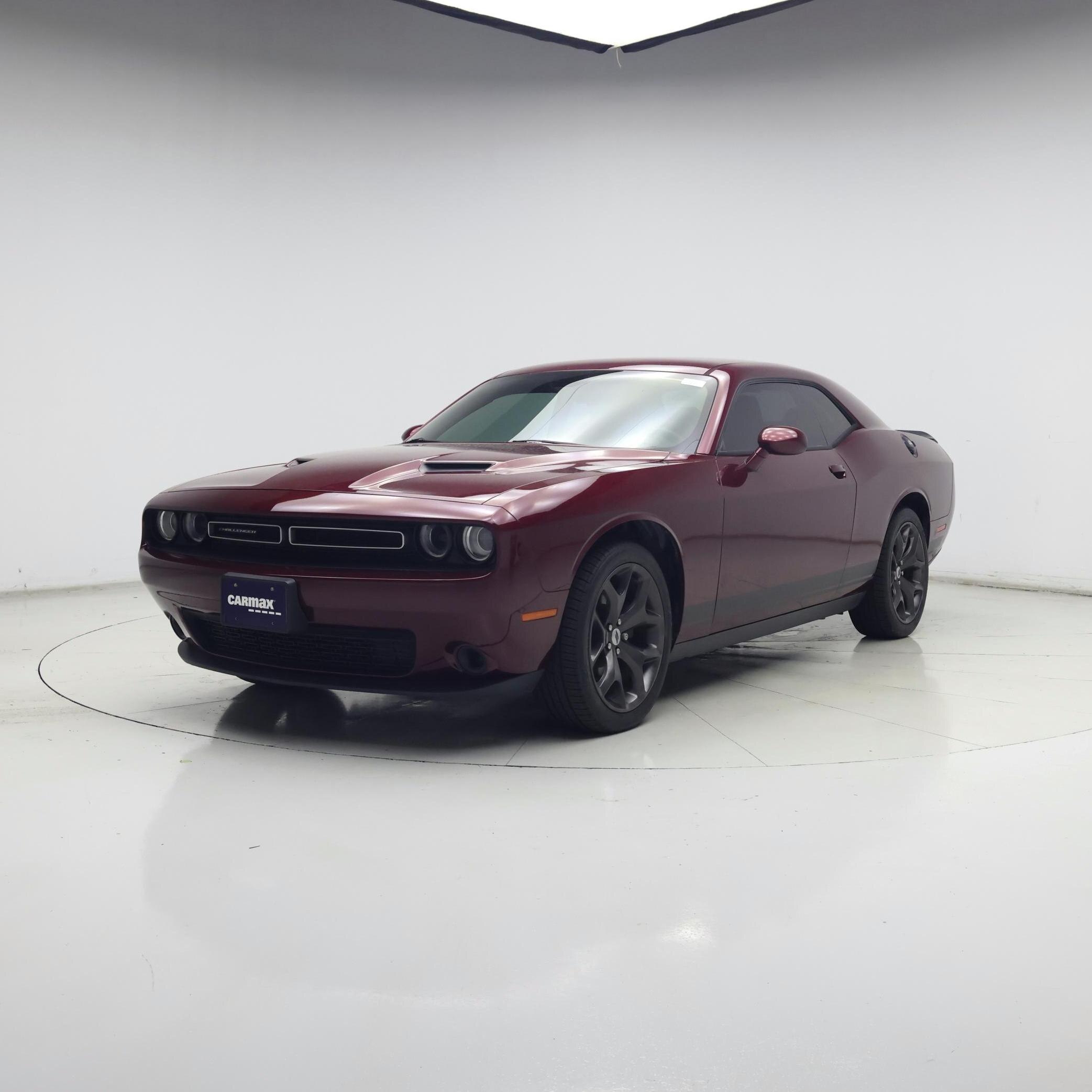 Thumbnail: 2017 Dodge Challenger - 4