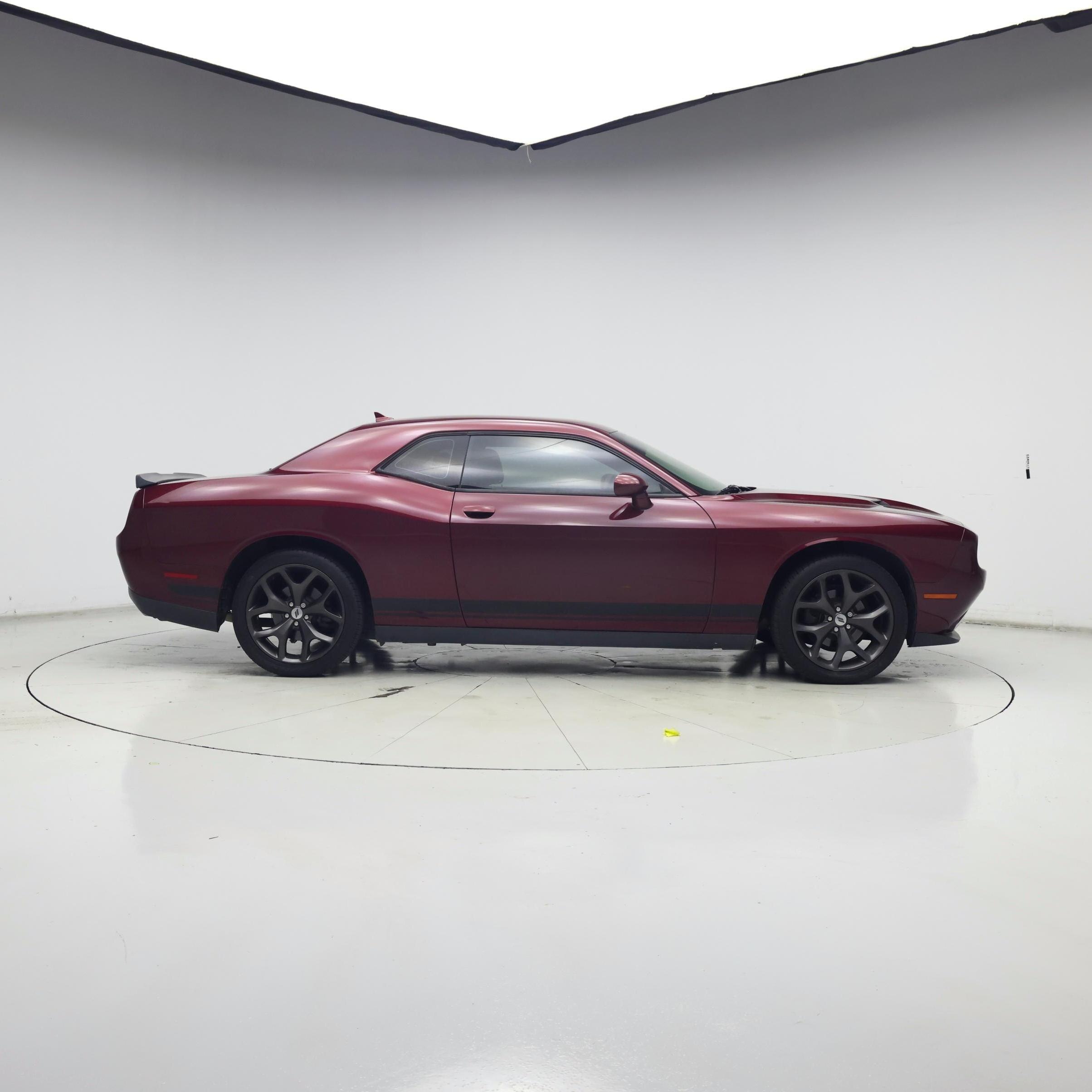 Thumbnail: 2017 Dodge Challenger - 7