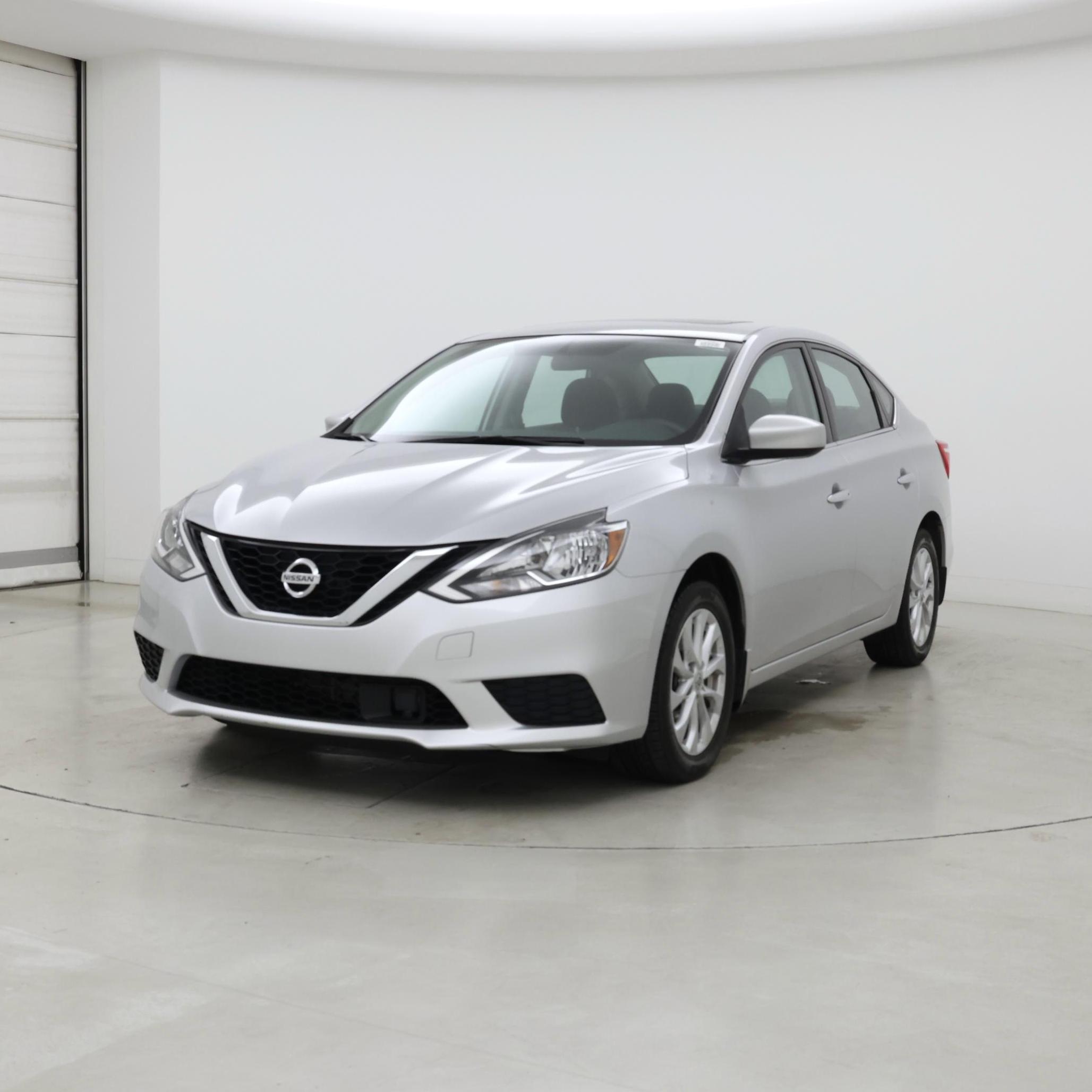 Thumbnail: 2018 Nissan Sentra - 4