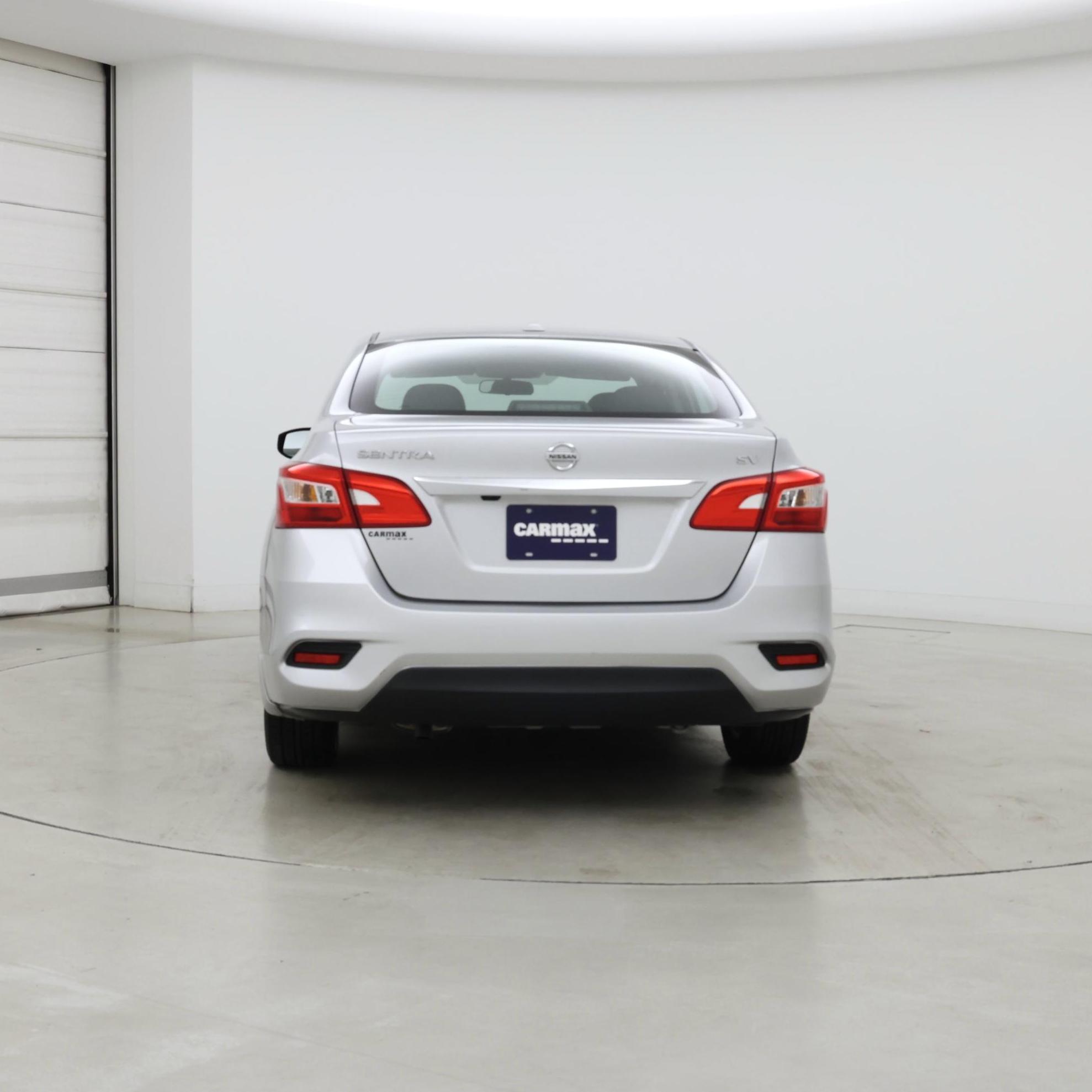 Thumbnail: 2018 Nissan Sentra - 6
