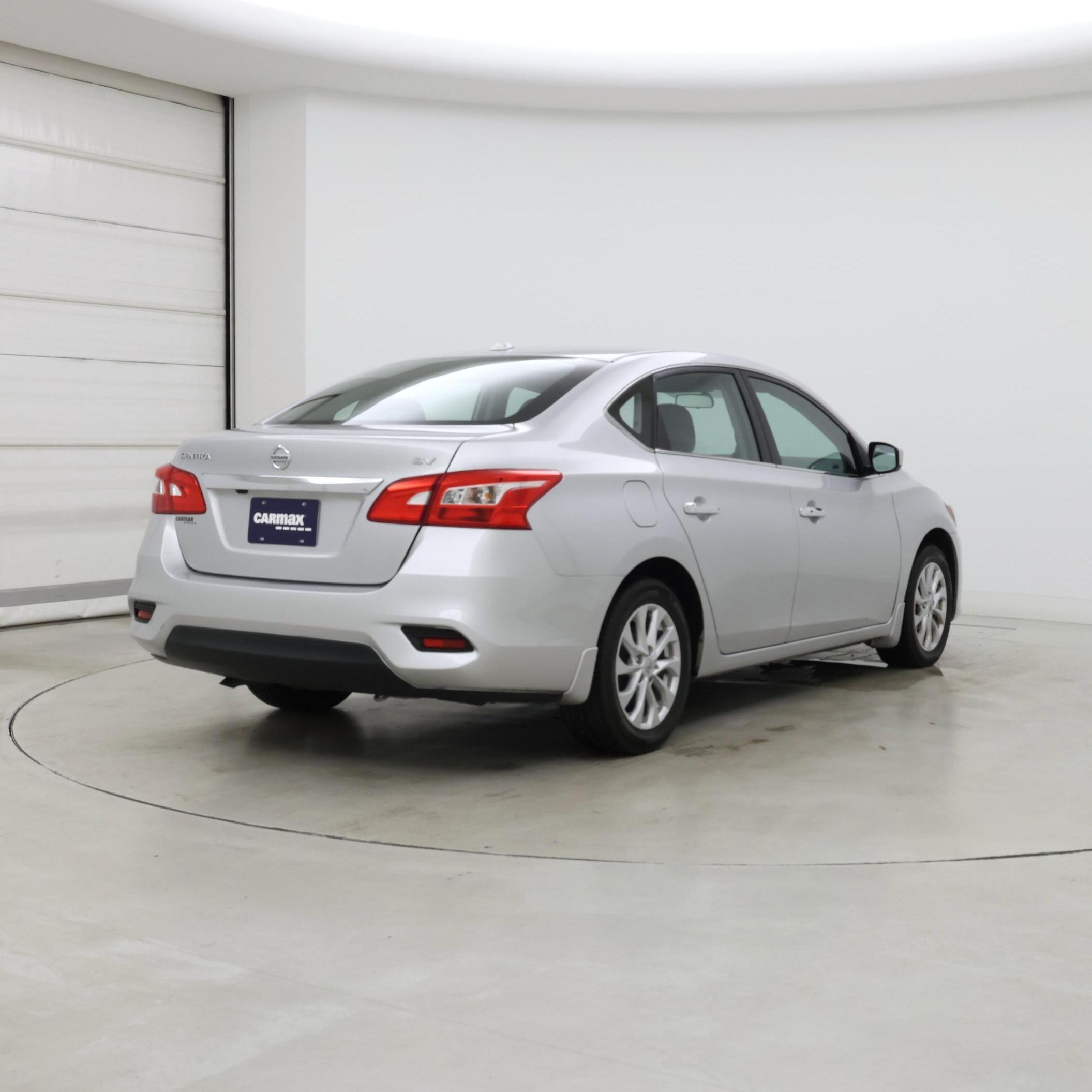 Thumbnail: 2018 Nissan Sentra - 8