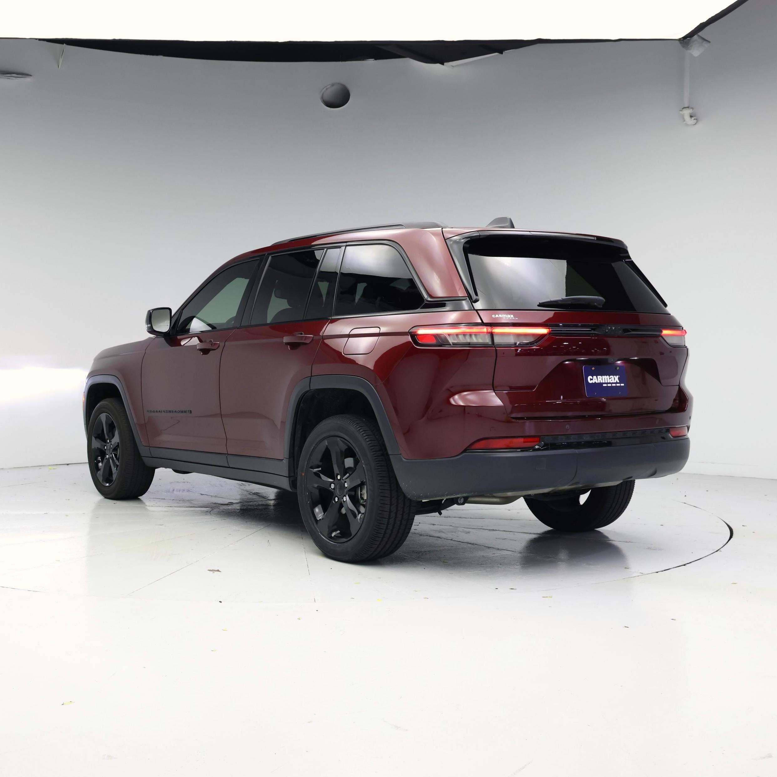 Thumbnail: 2023 Jeep Grand Cherokee - 2