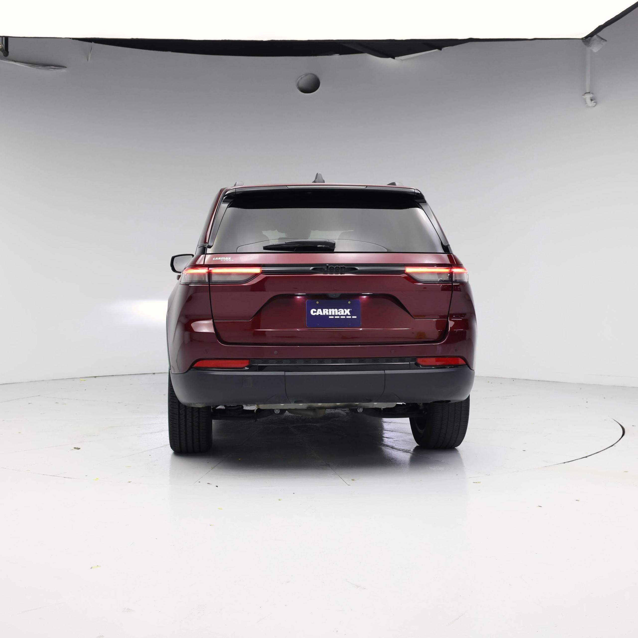 Thumbnail: 2023 Jeep Grand Cherokee - 6