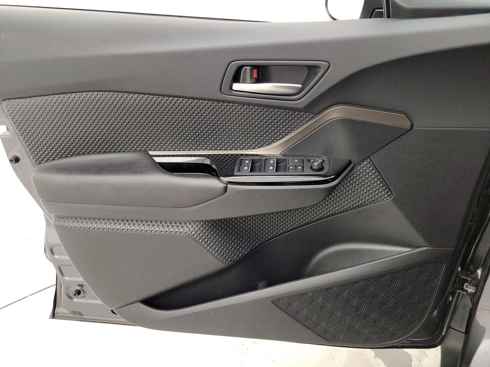 Thumbnail: 2019 Toyota C-HR - 12