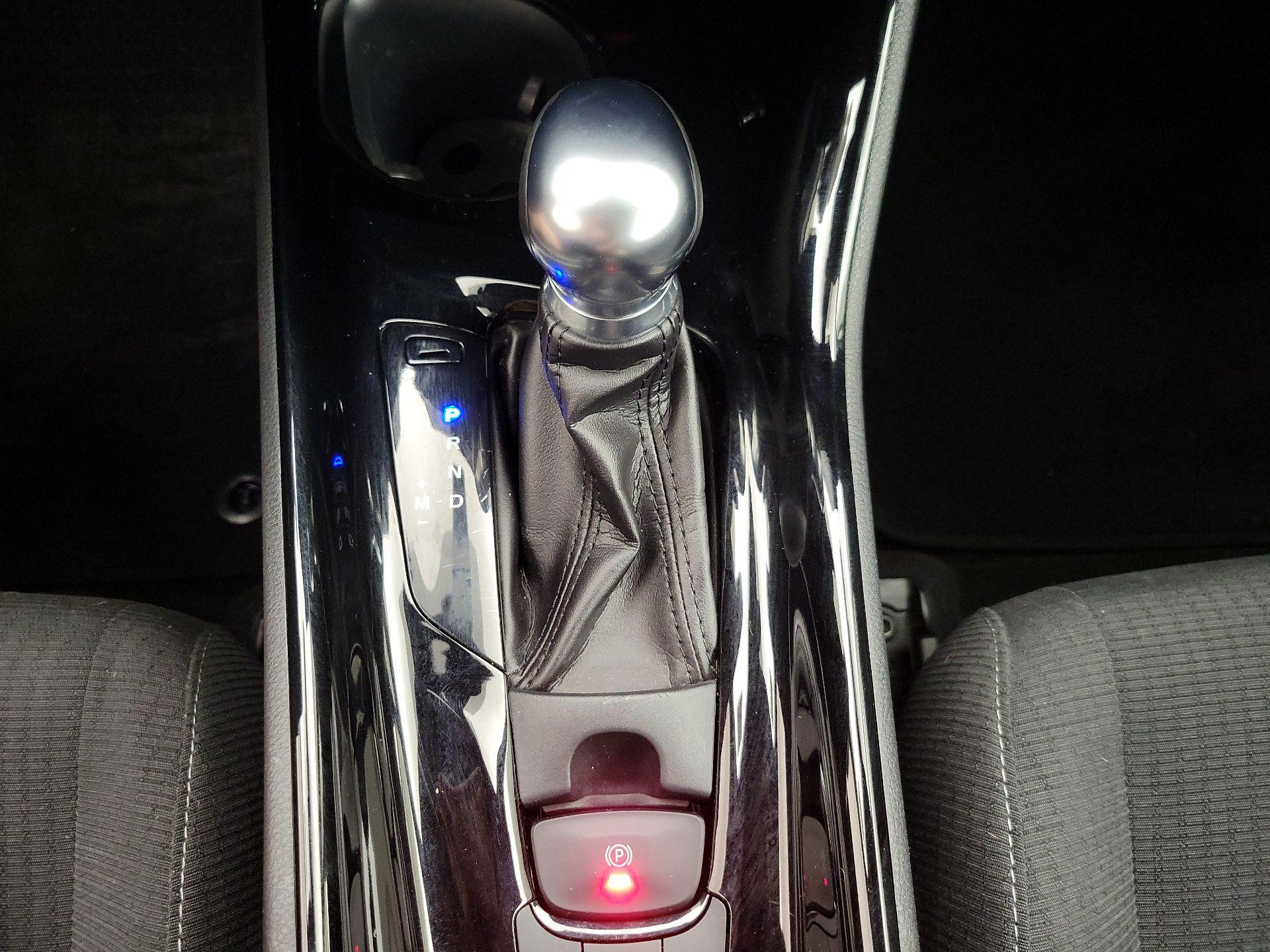 Thumbnail: 2019 Toyota C-HR - 17