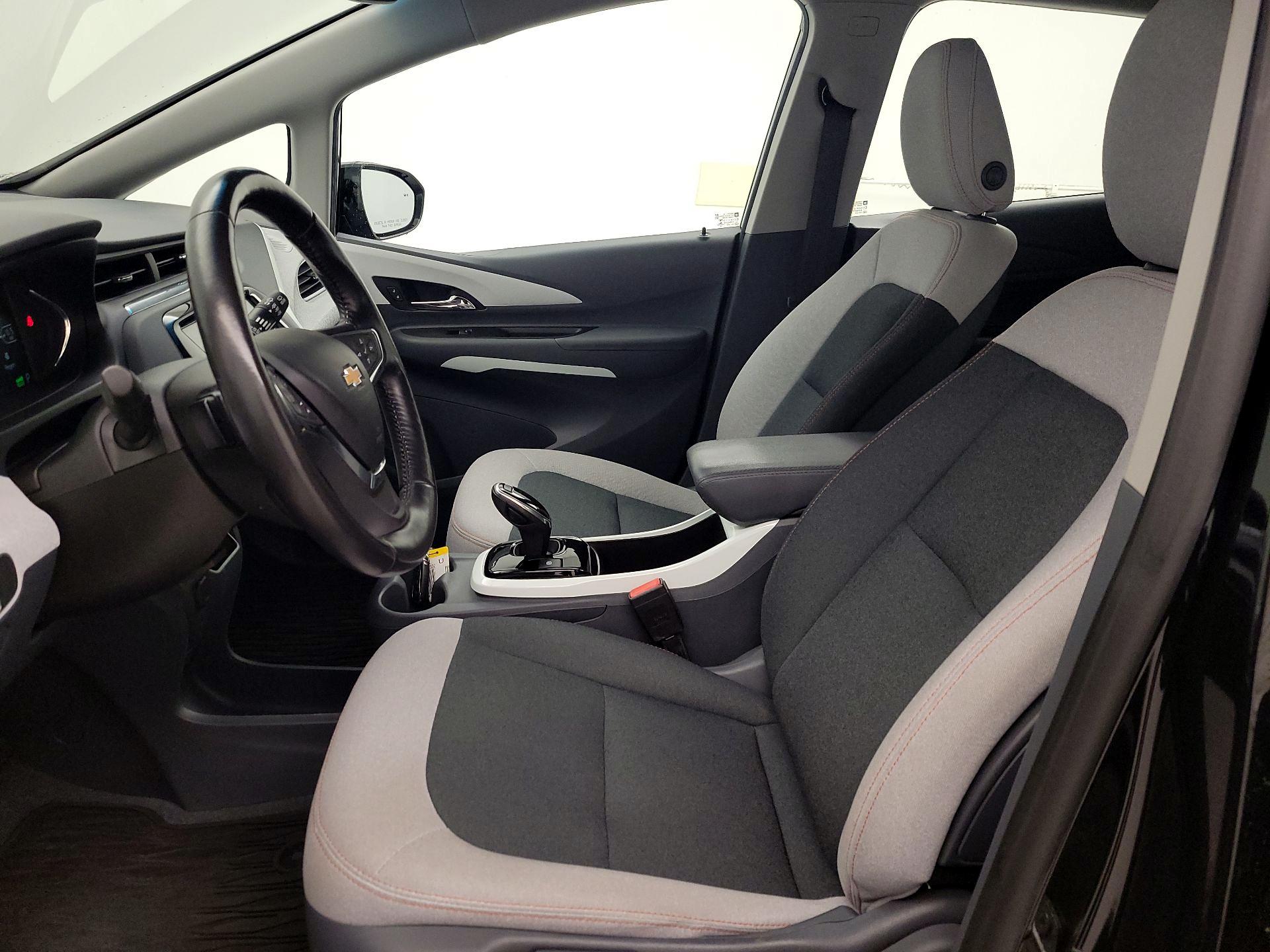 Thumbnail: 2021 Chevrolet Bolt EV - 11