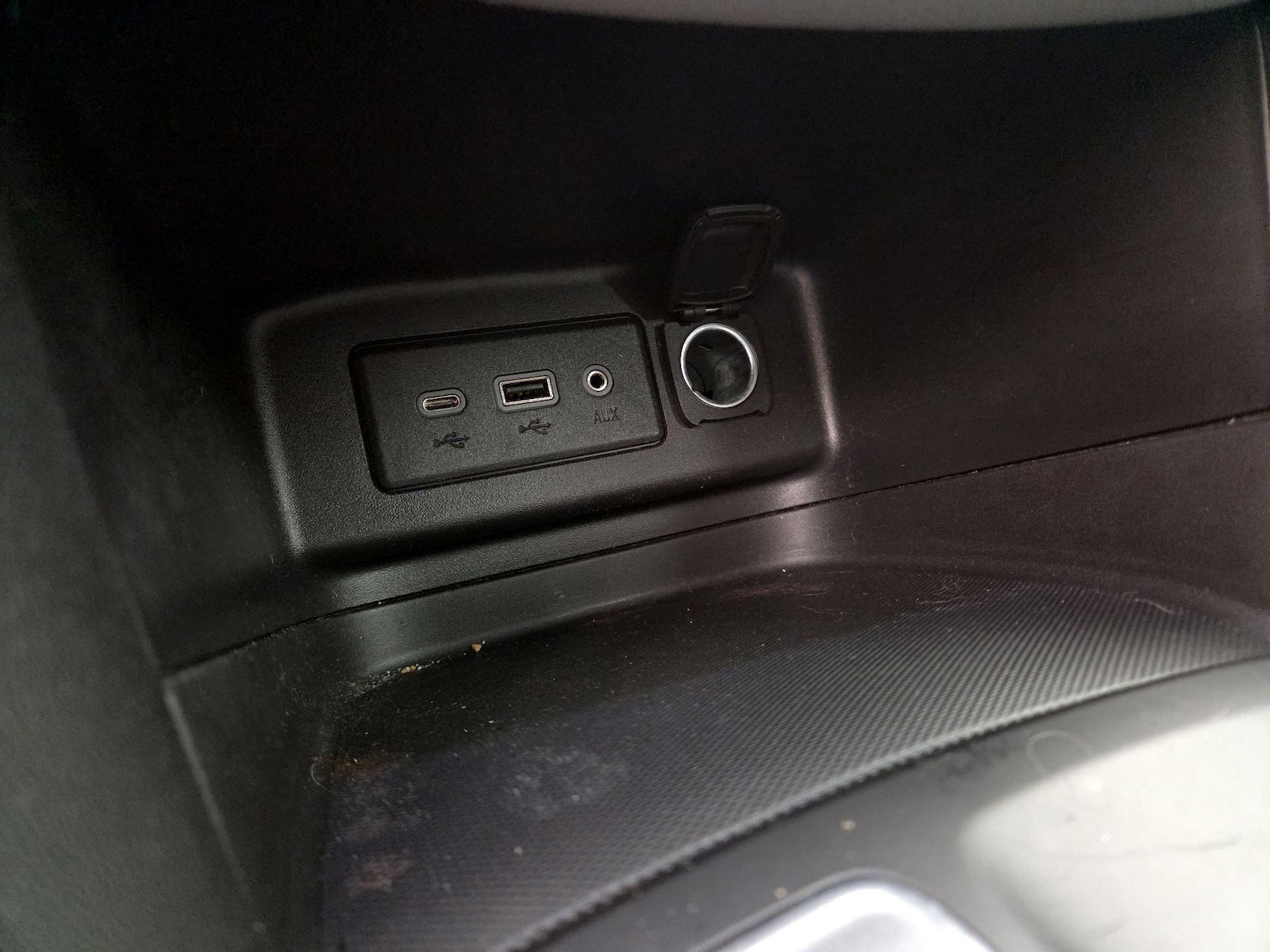 2020 Chevrolet Equinox LS - Photo 19