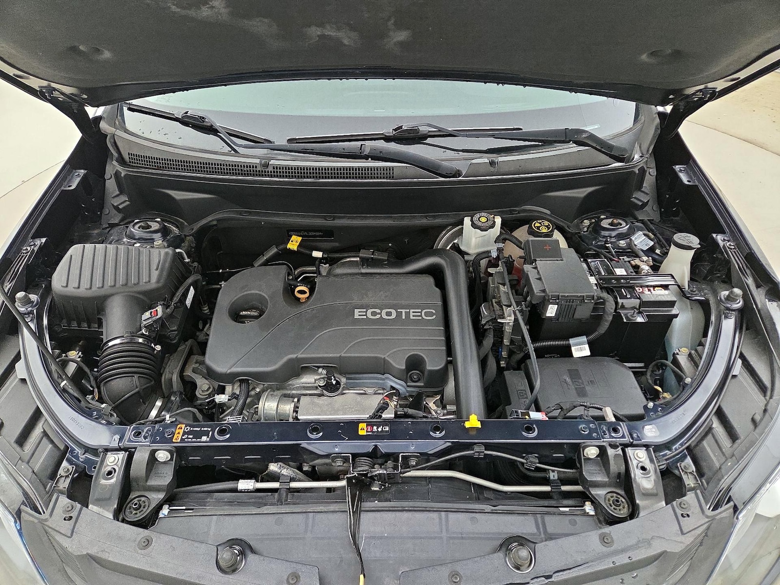 2020 Chevrolet Equinox LS - Photo 22