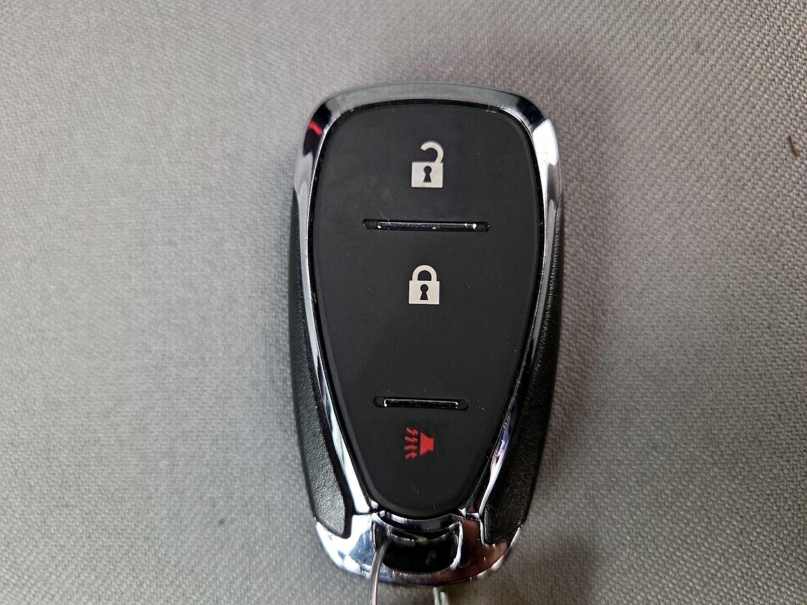2020 Chevrolet Equinox LS - Photo 23