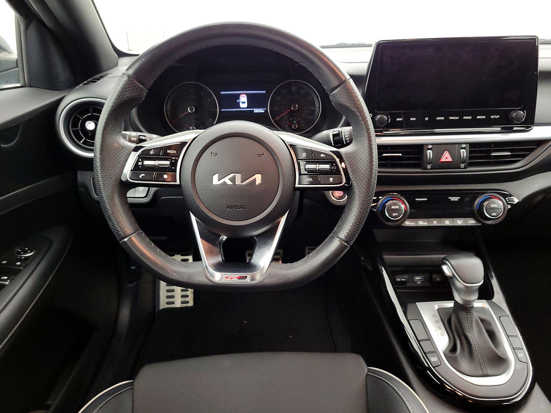 Thumbnail: 2023 Kia Forte - 10