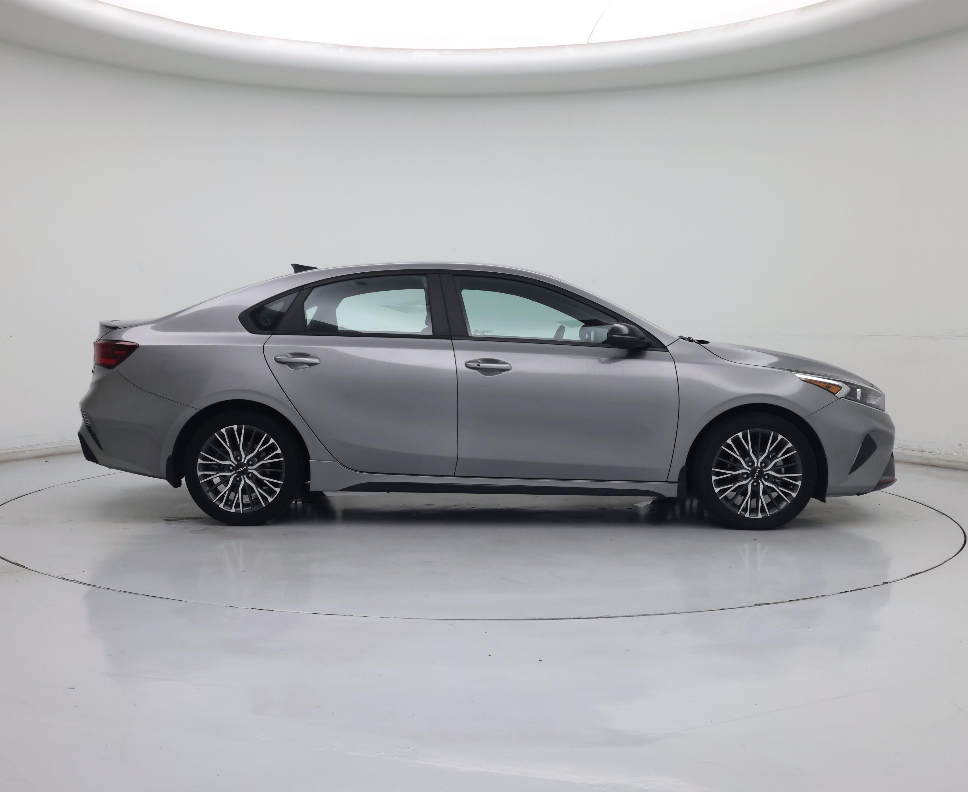 Thumbnail: 2023 Kia Forte - 7