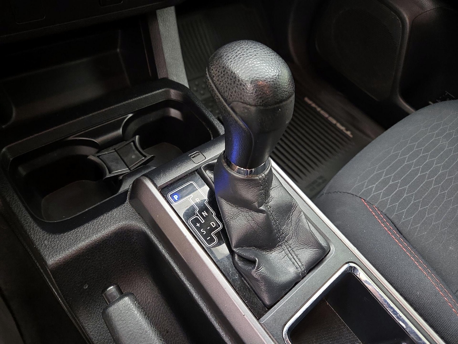 2016 Toyota Tacoma SR5 - Photo 17