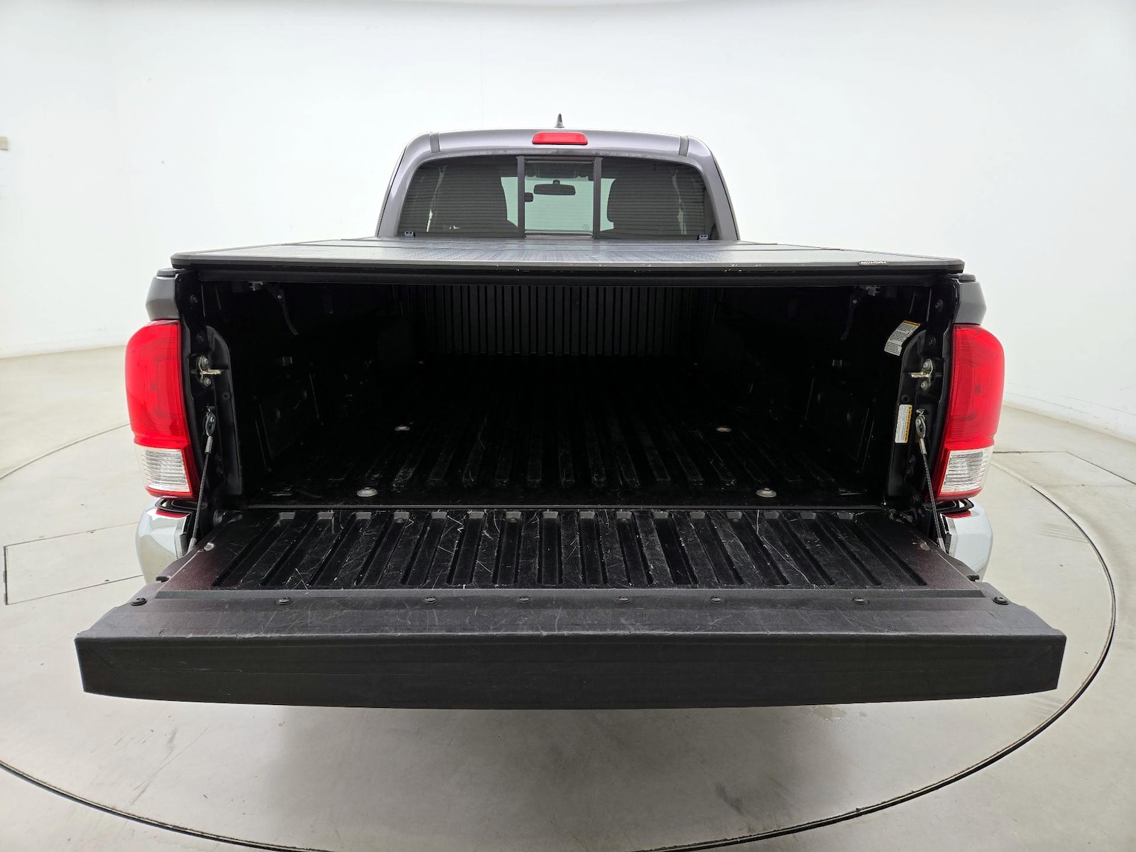 2016 Toyota Tacoma SR5 - Photo 20