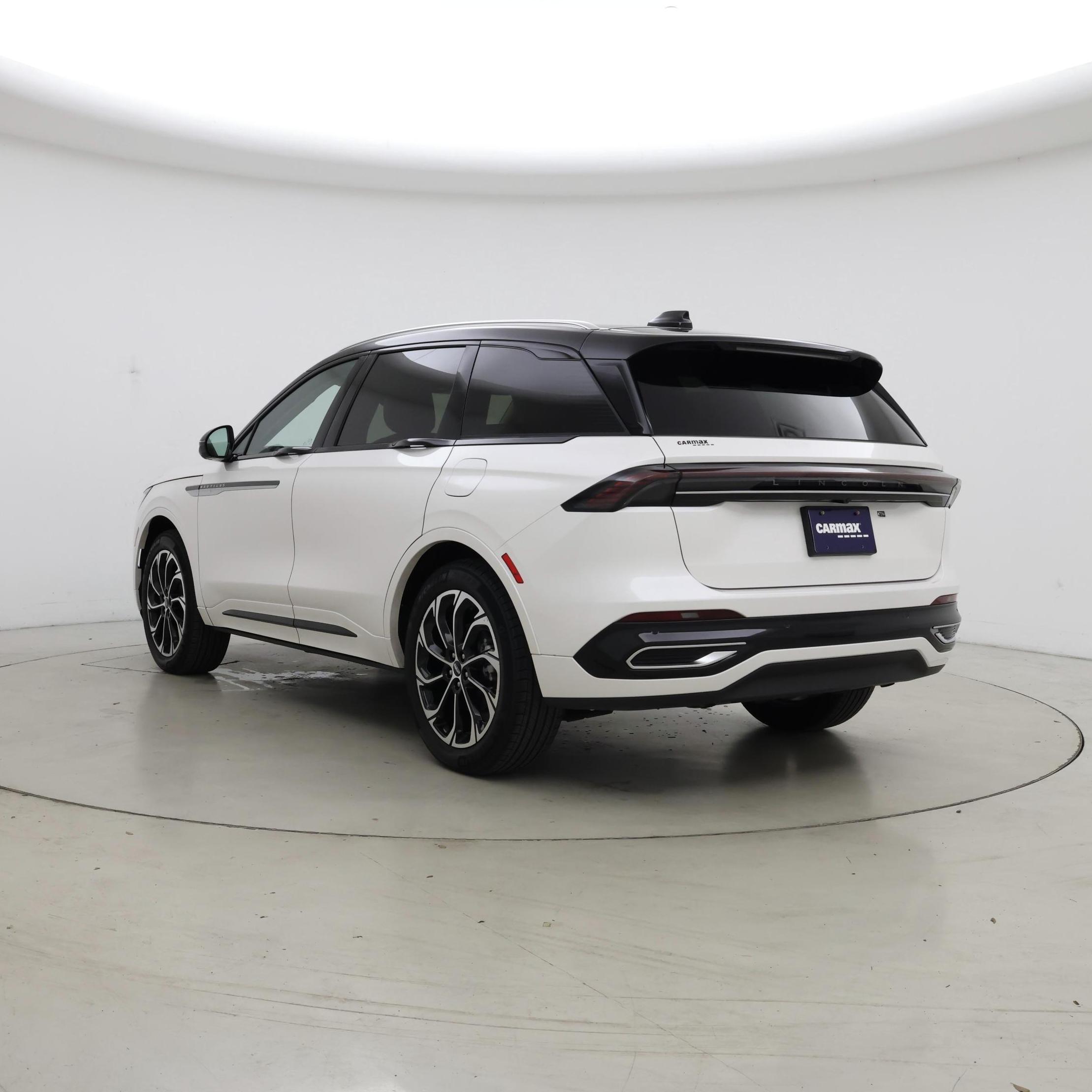 Thumbnail: 2025 Lincoln Nautilus - 2