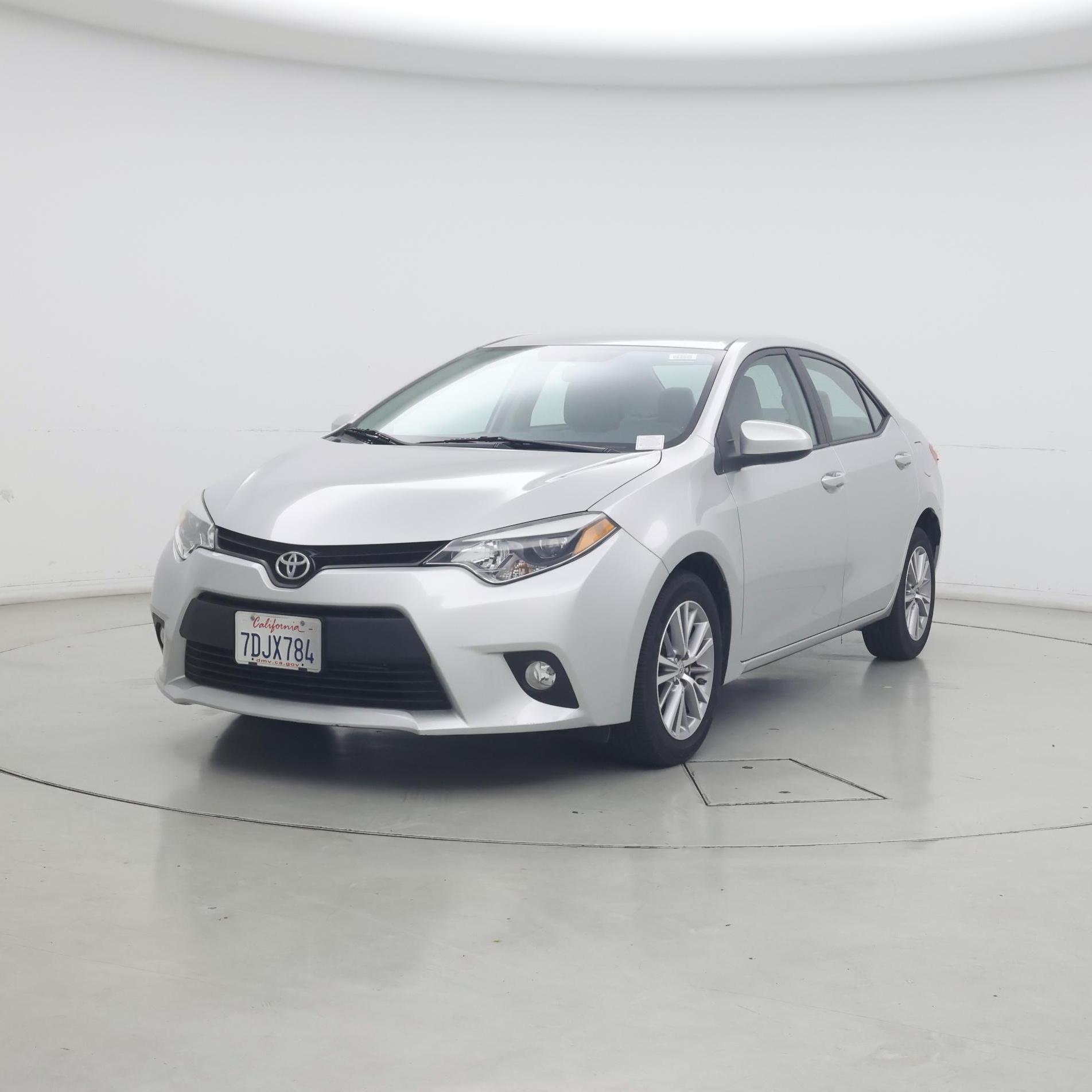 Thumbnail: 2014 Toyota Corolla - 4