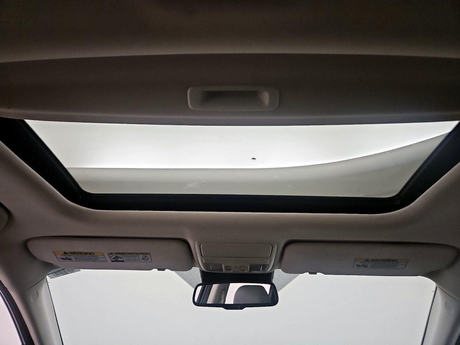 Sunroof(s) & Overhead Airbags