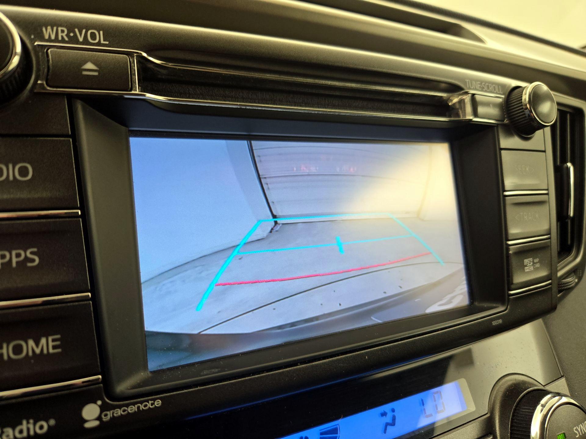 Thumbnail: 2015 Toyota RAV4 - 13