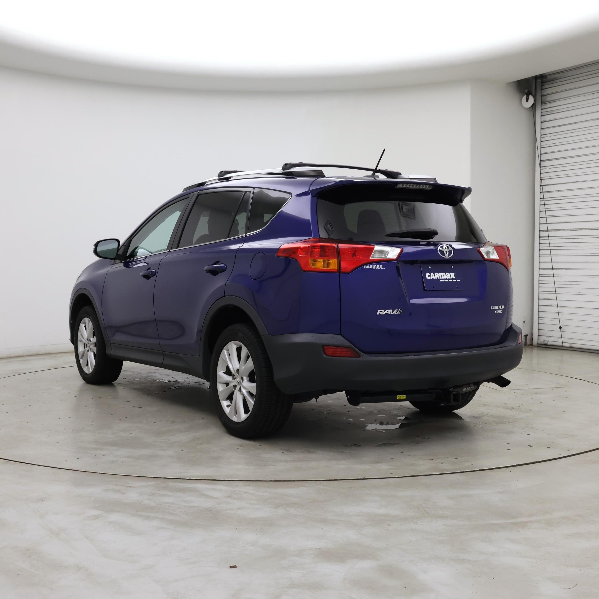 Thumbnail: 2015 Toyota RAV4 - 2