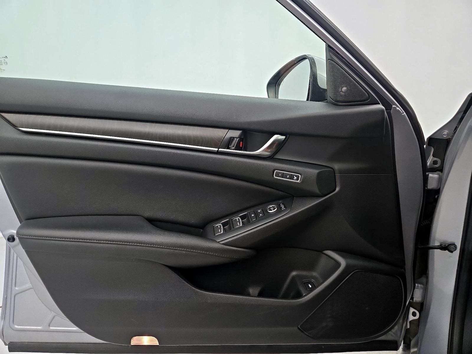 2021 Honda Accord EX-L - Photo 13